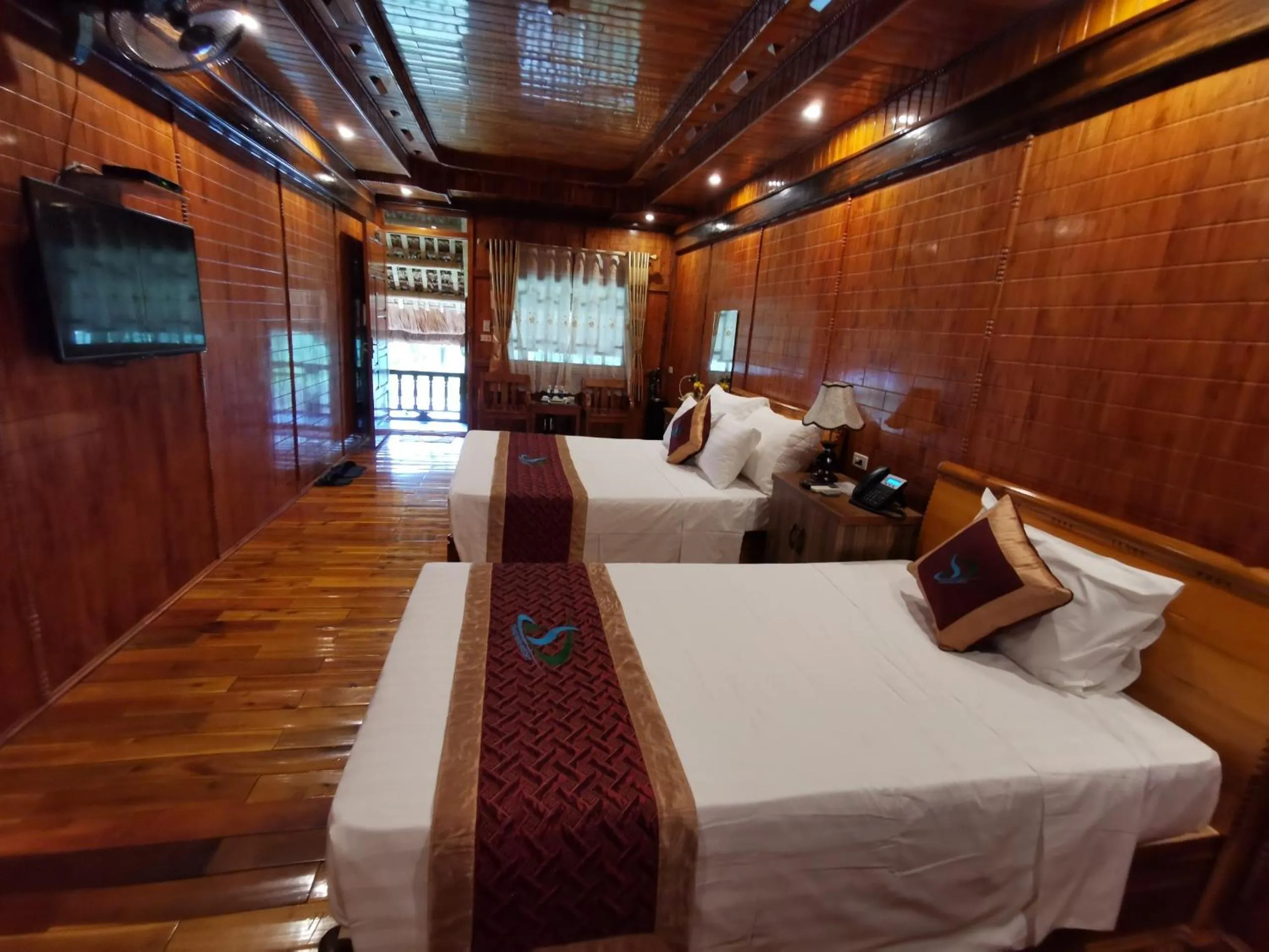 Bedroom, Bed in Thung Nham Resort