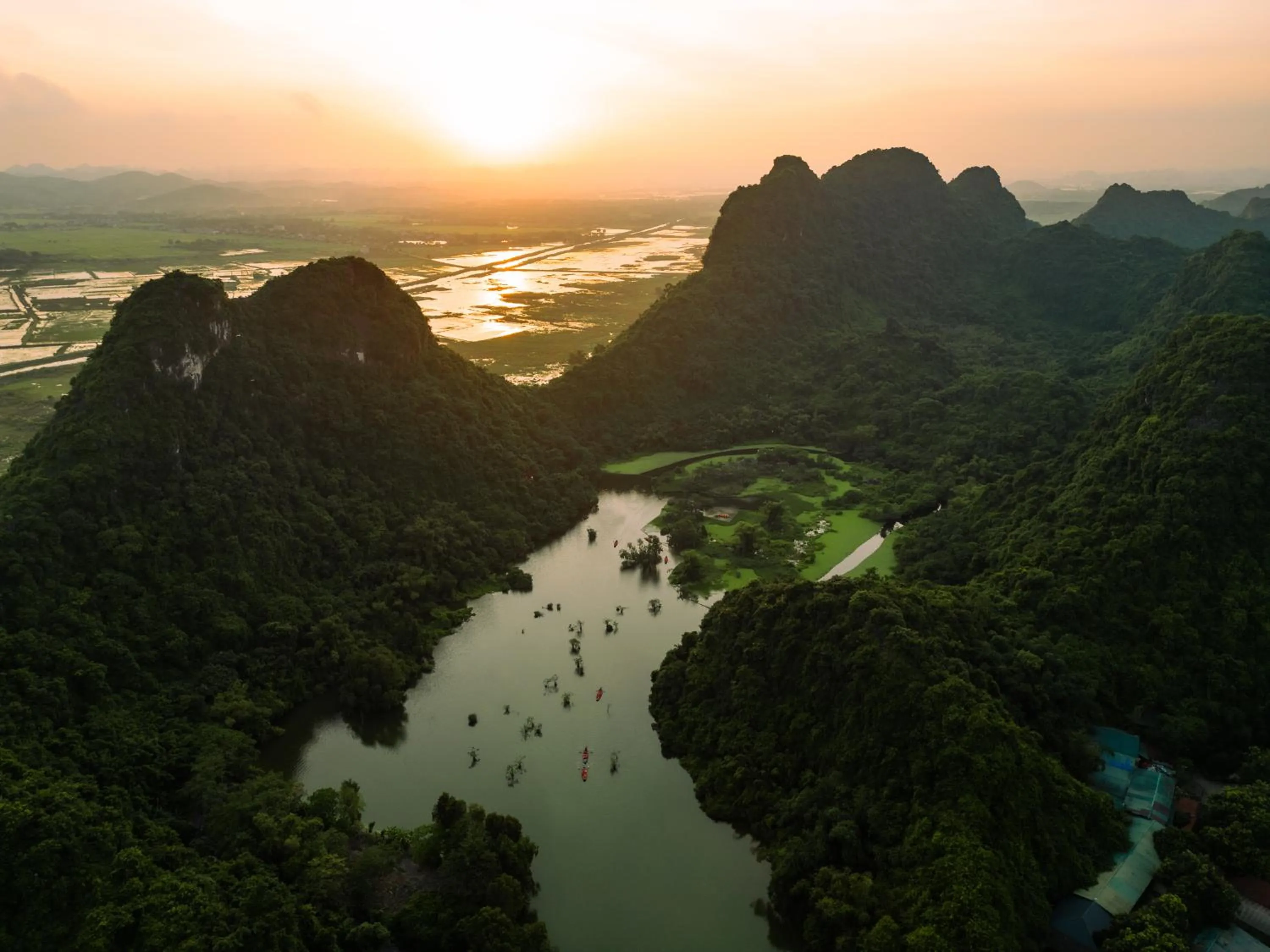 Bird's eye view in Thung Nham Resort