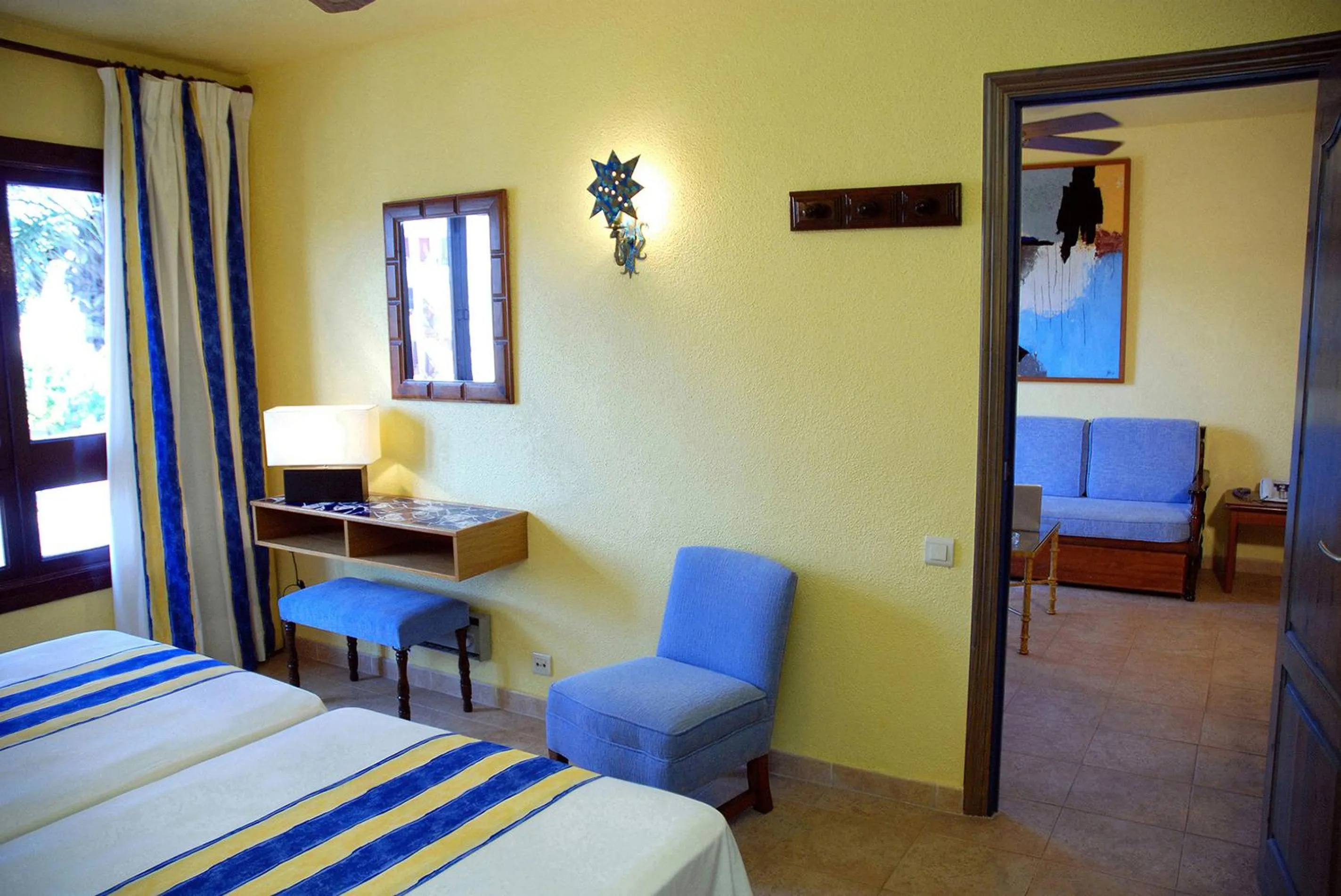 Photo of the whole room, Bed in Hotel Apartamentos Londres La Manga