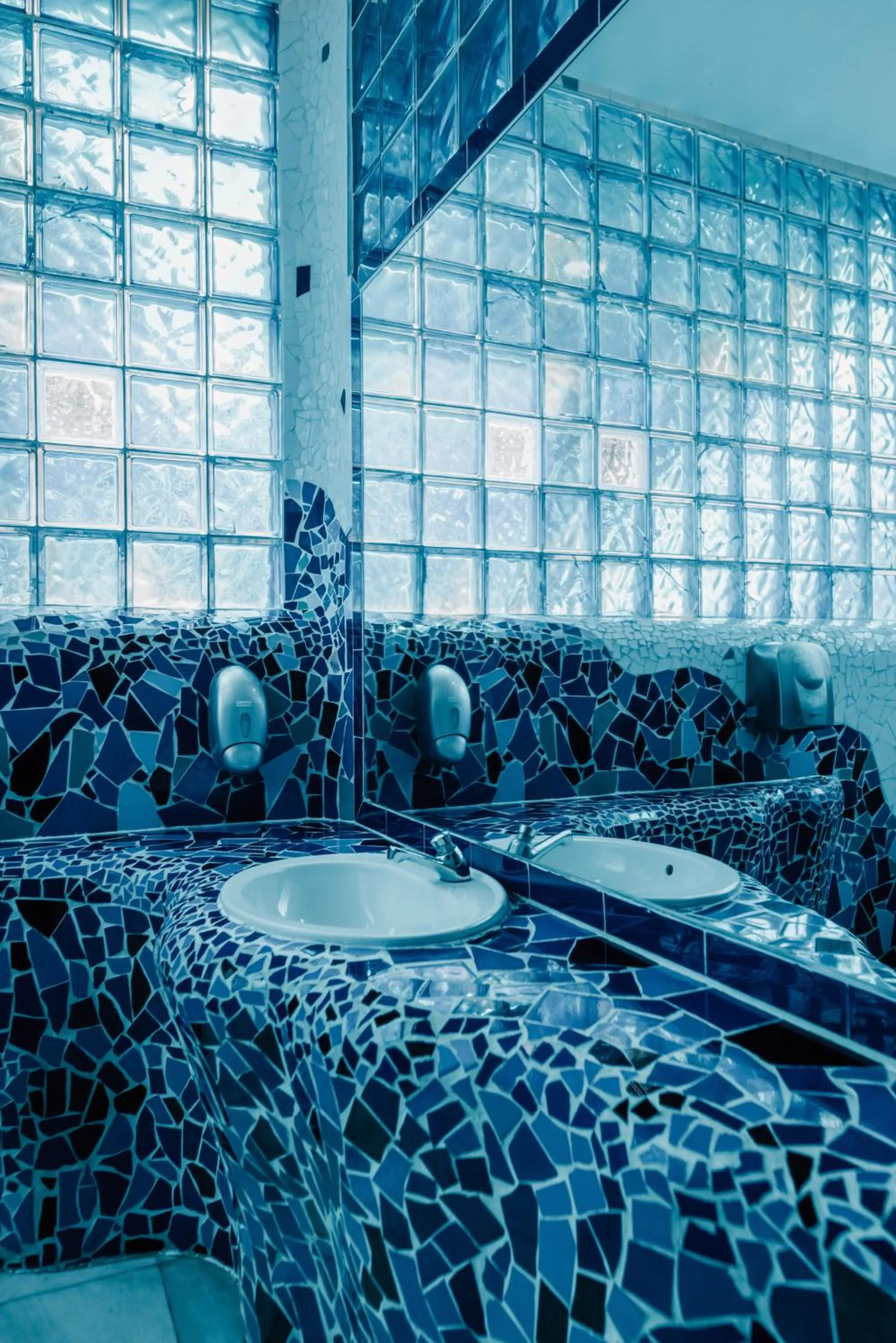 Property building in Hotel Apartamentos Londres La Manga