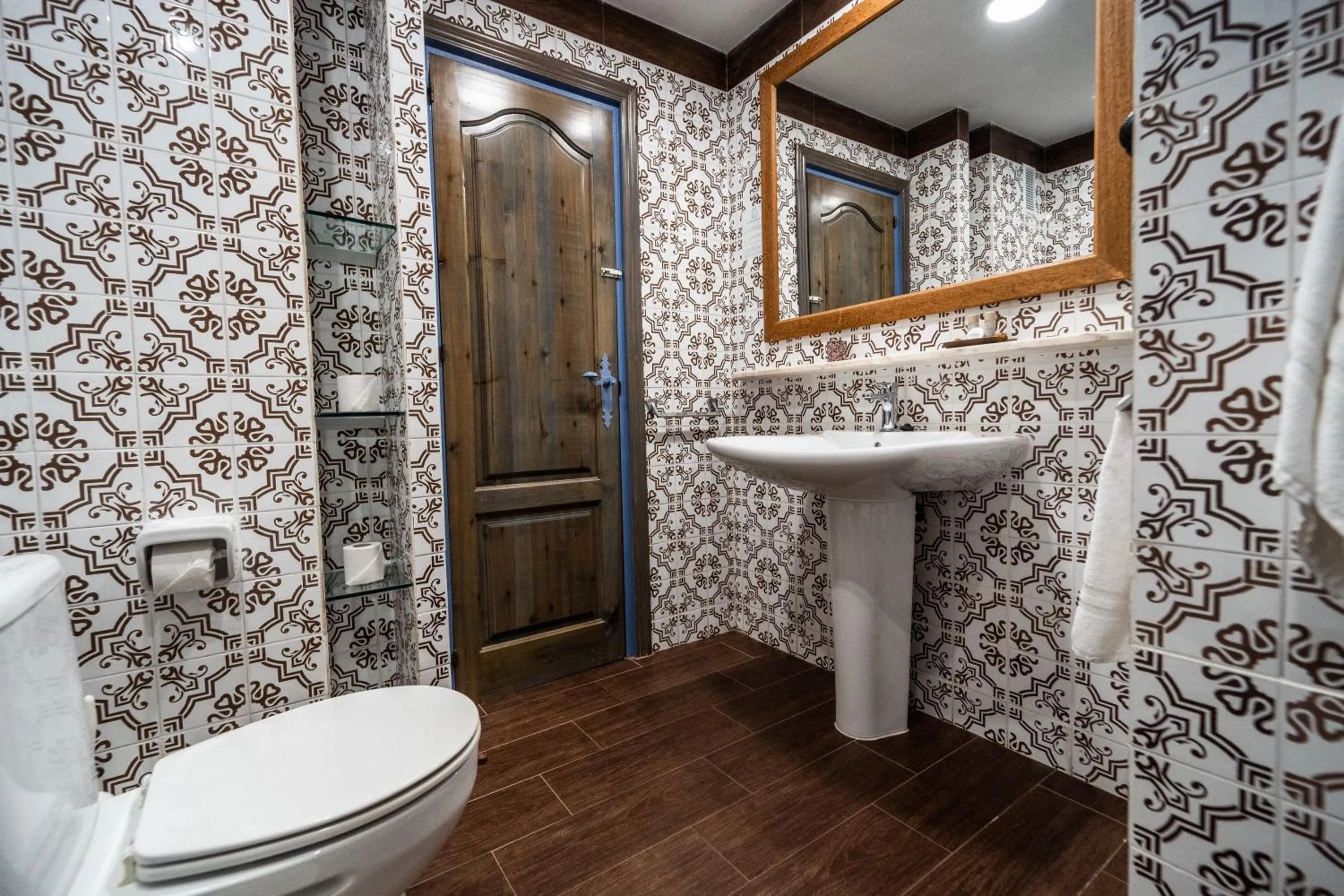 Bathroom in Hotel Apartamentos Londres La Manga