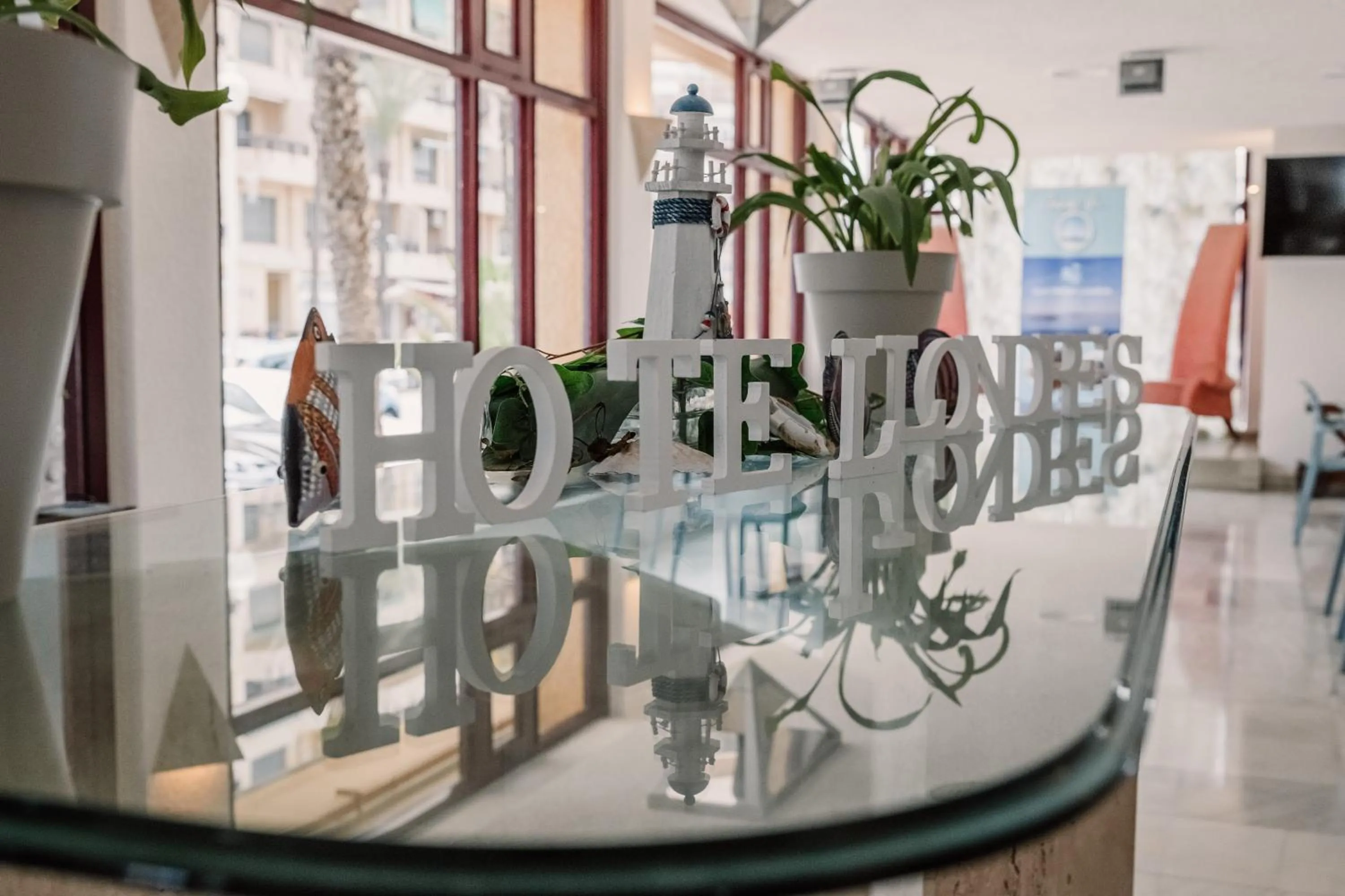 Property building in Hotel Apartamentos Londres La Manga