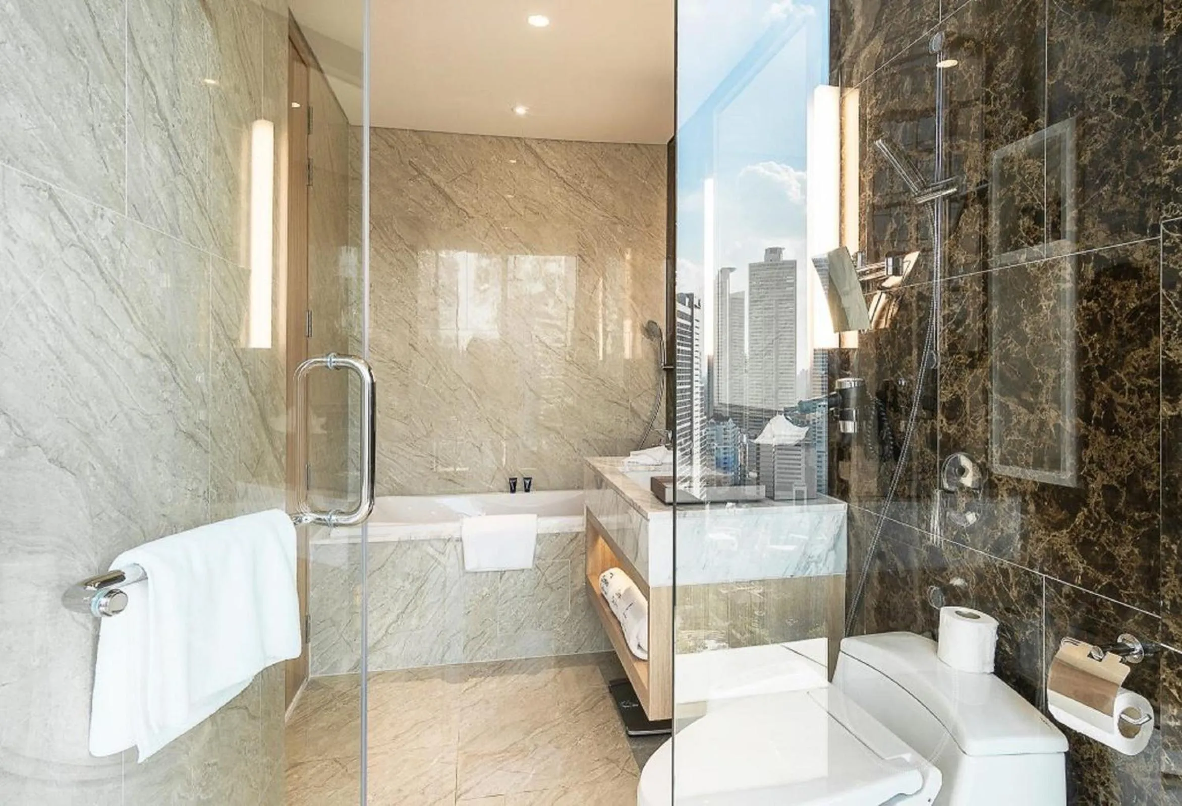 Bathroom in SKYVIEW Hotel Bangkok - Sukhumvit