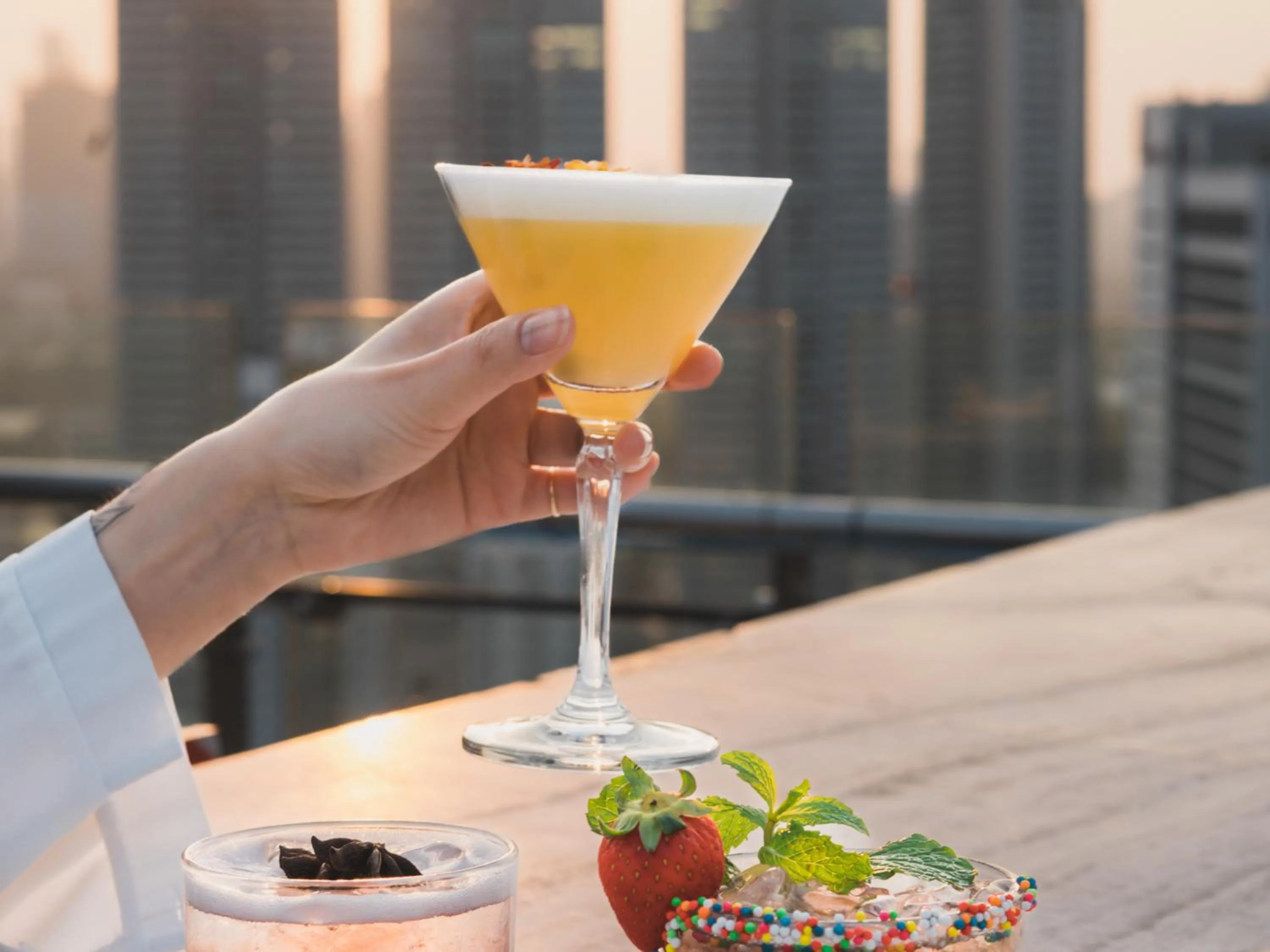 Lounge or bar in SKYVIEW Hotel Bangkok - Sukhumvit