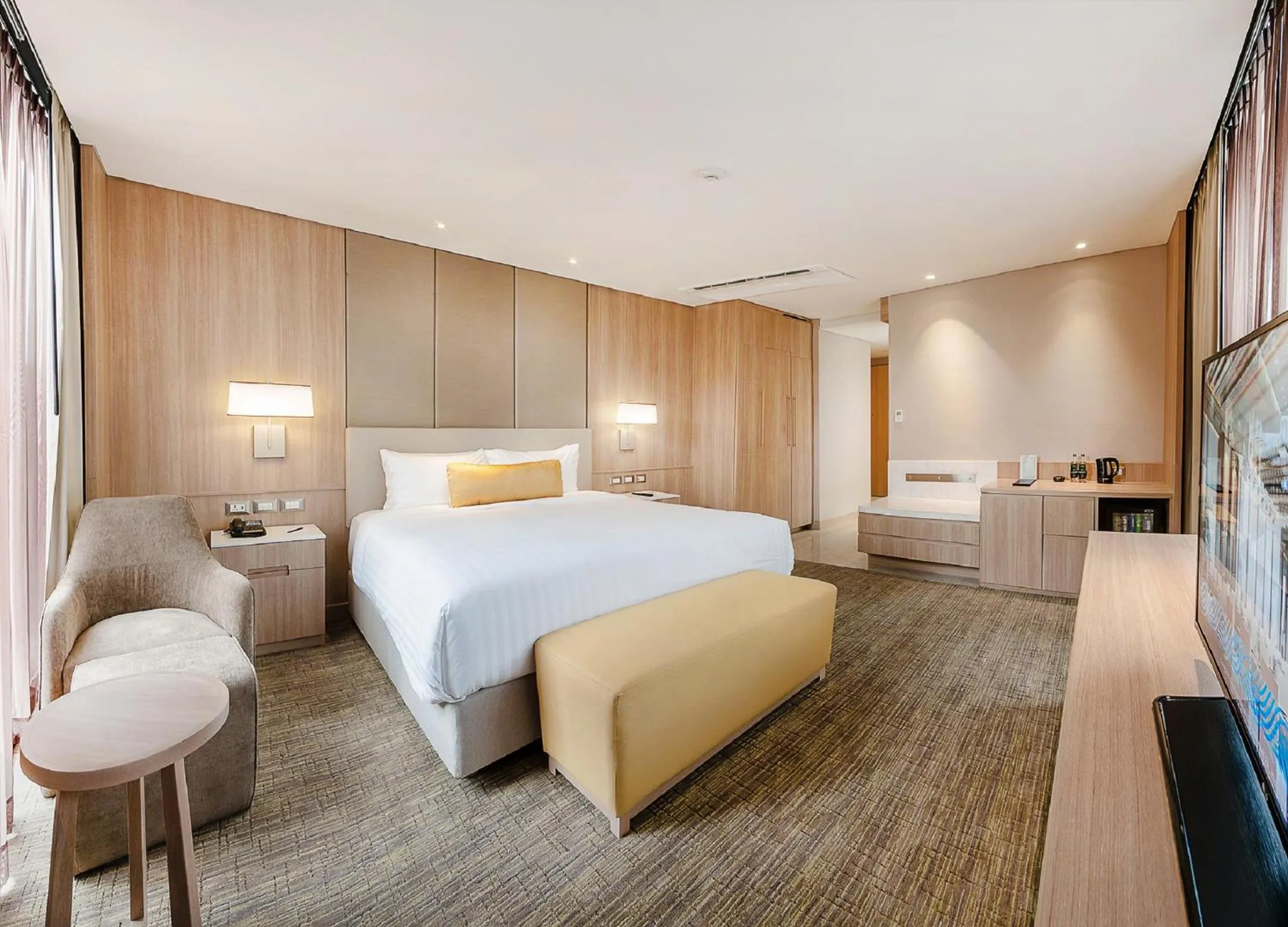 Bedroom, Bed in SKYVIEW Hotel Bangkok - Sukhumvit