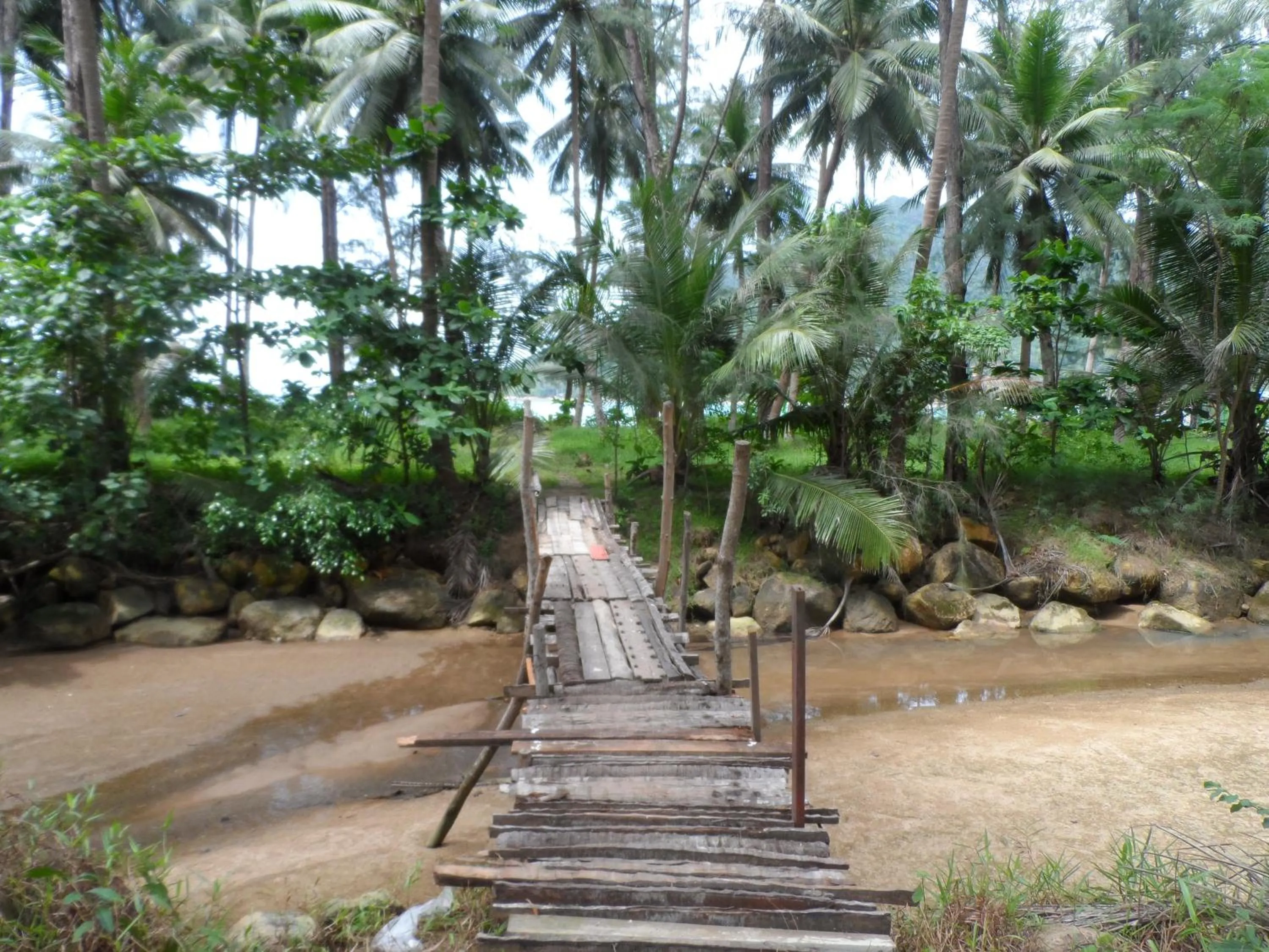 Neighbourhood in Baan Moonchan House