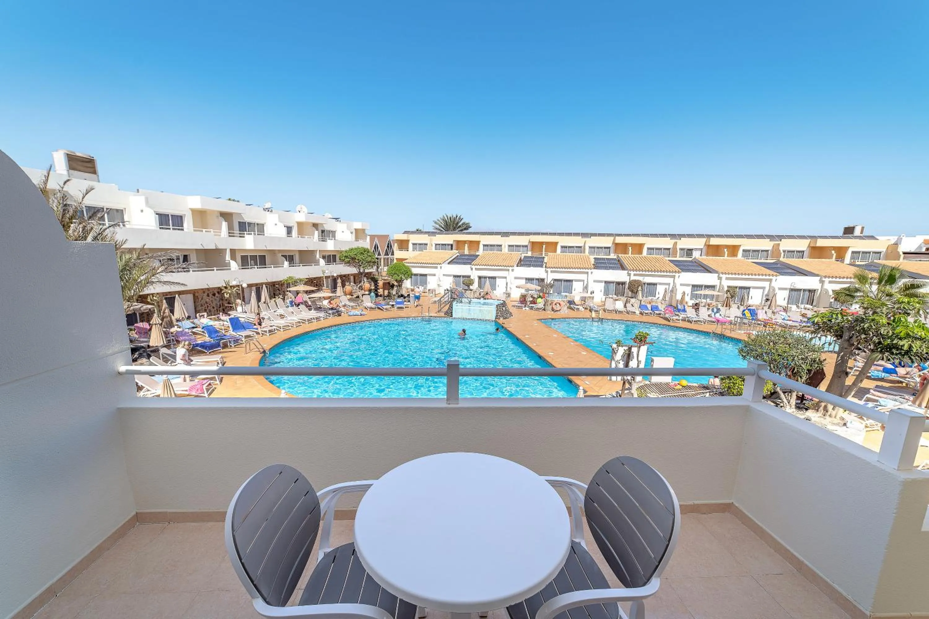 Pool view in Hotel Arena Suite - Adults Only