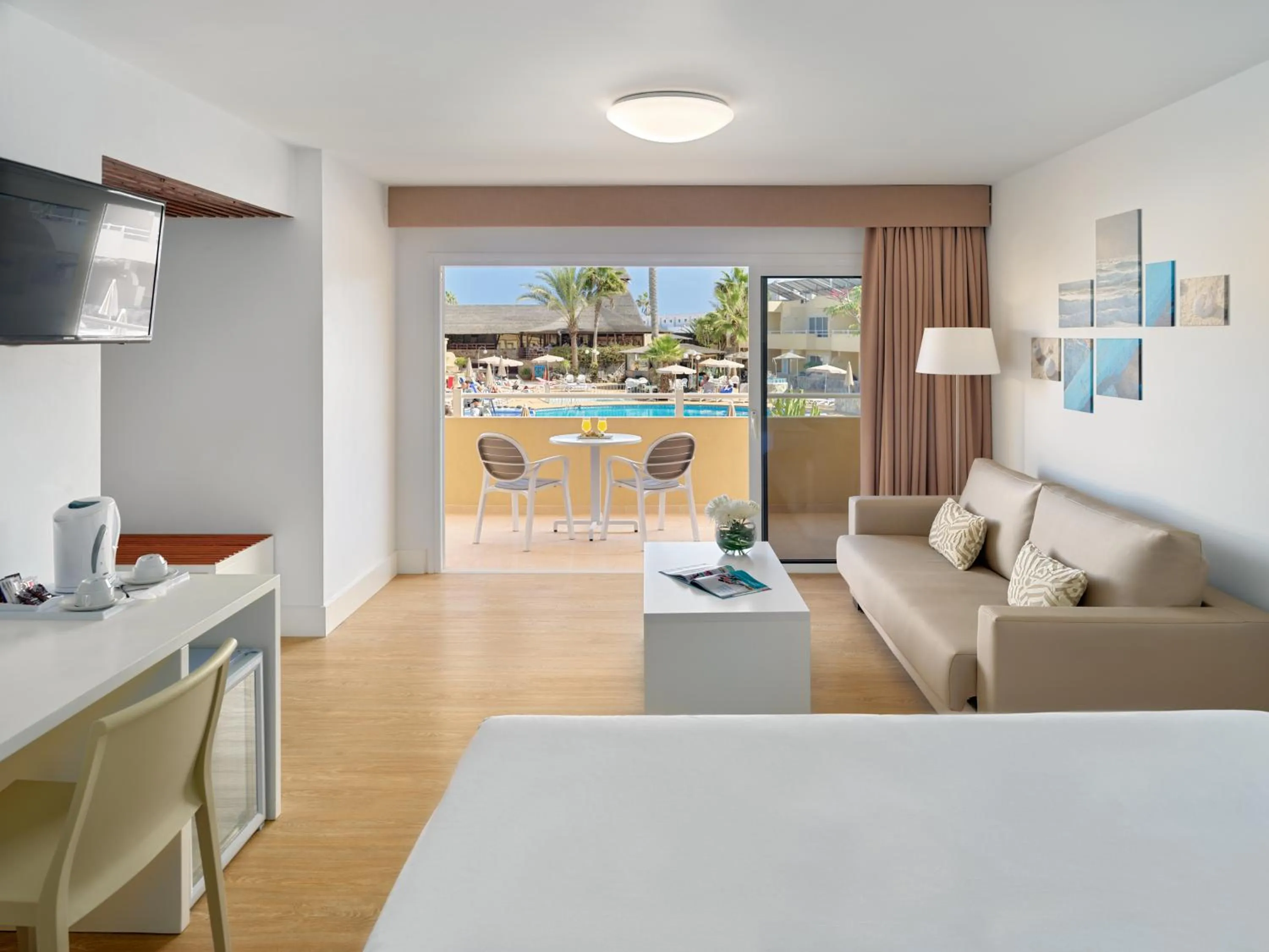 Pool view in Hotel Arena Suite - Adults Only