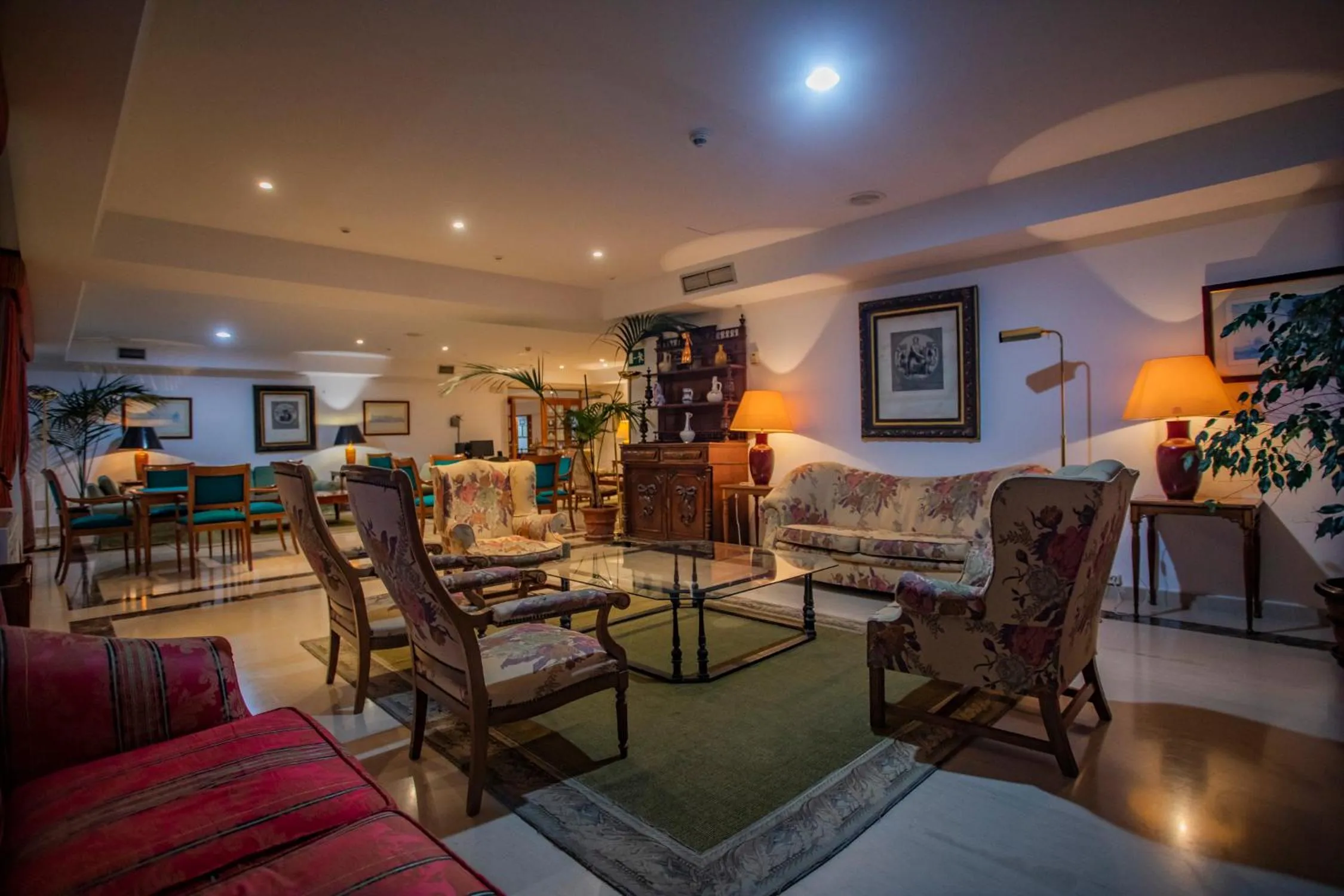 Communal lounge/ TV room in Pousada de Portomarín