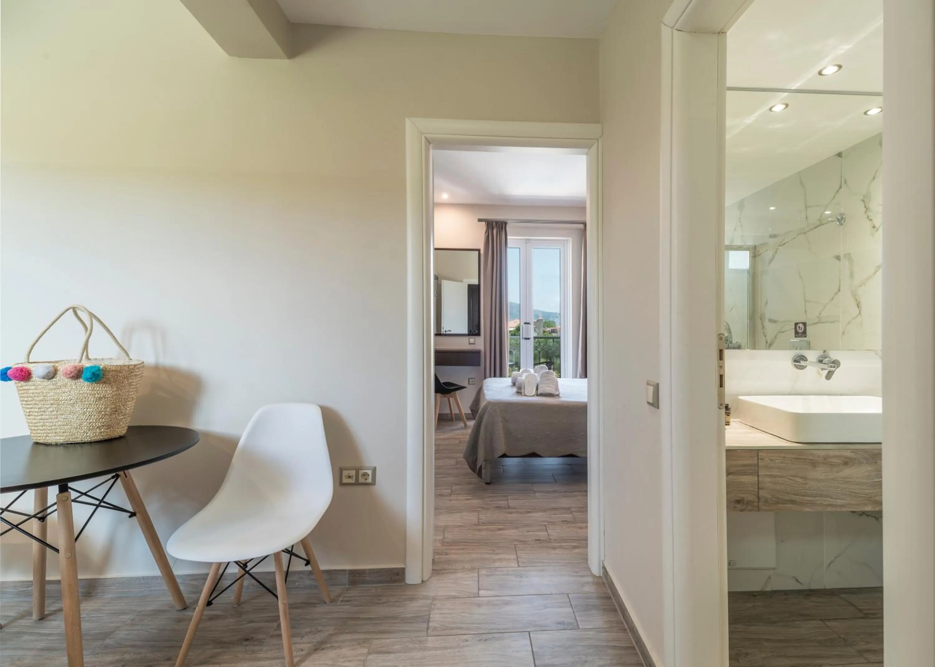 Dining area in Memories Apartments