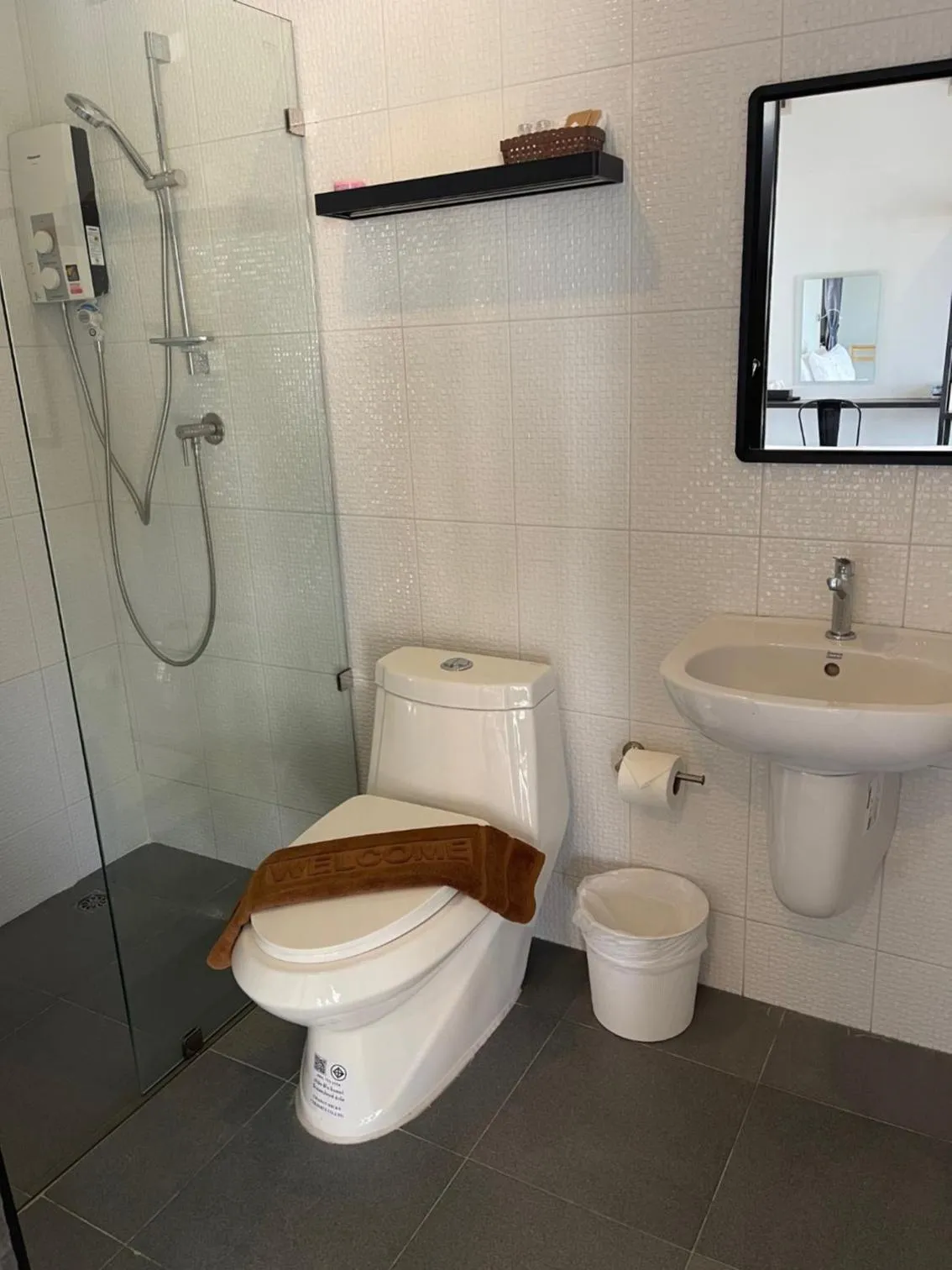 Bathroom in Breeze Bay Villa
