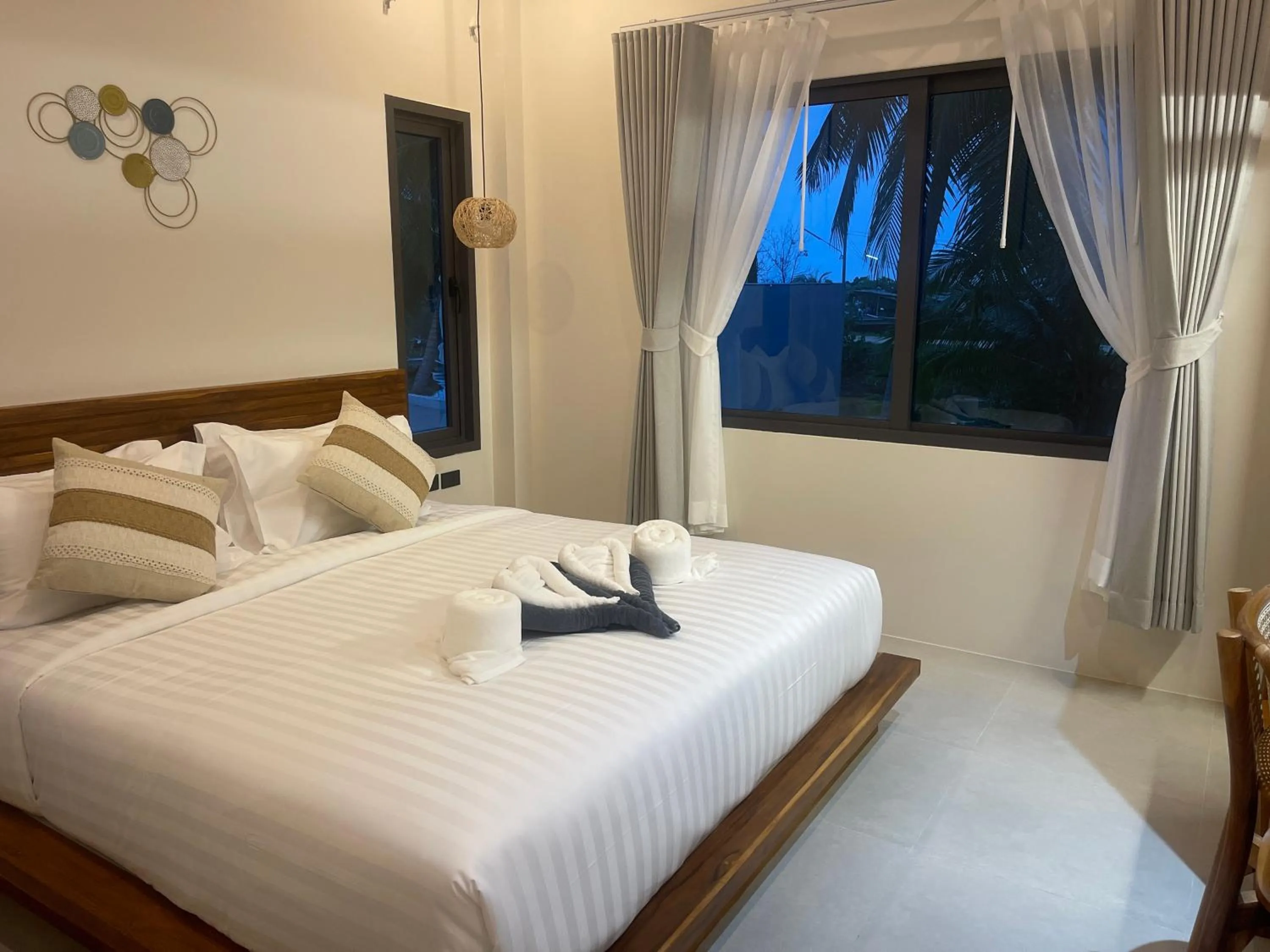Bed in Breeze Bay Villa