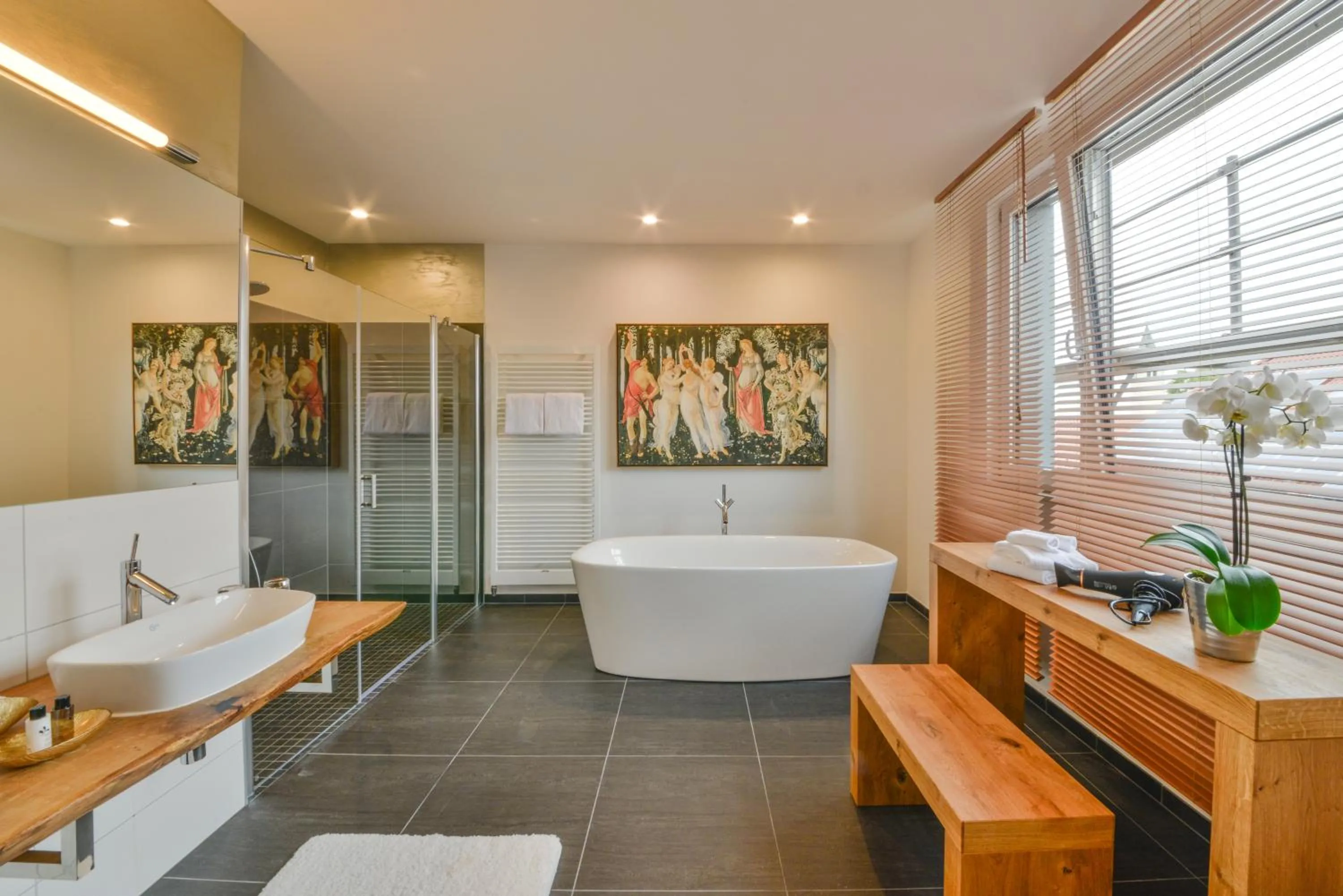 Photo of the whole room in Hotel WITT am See