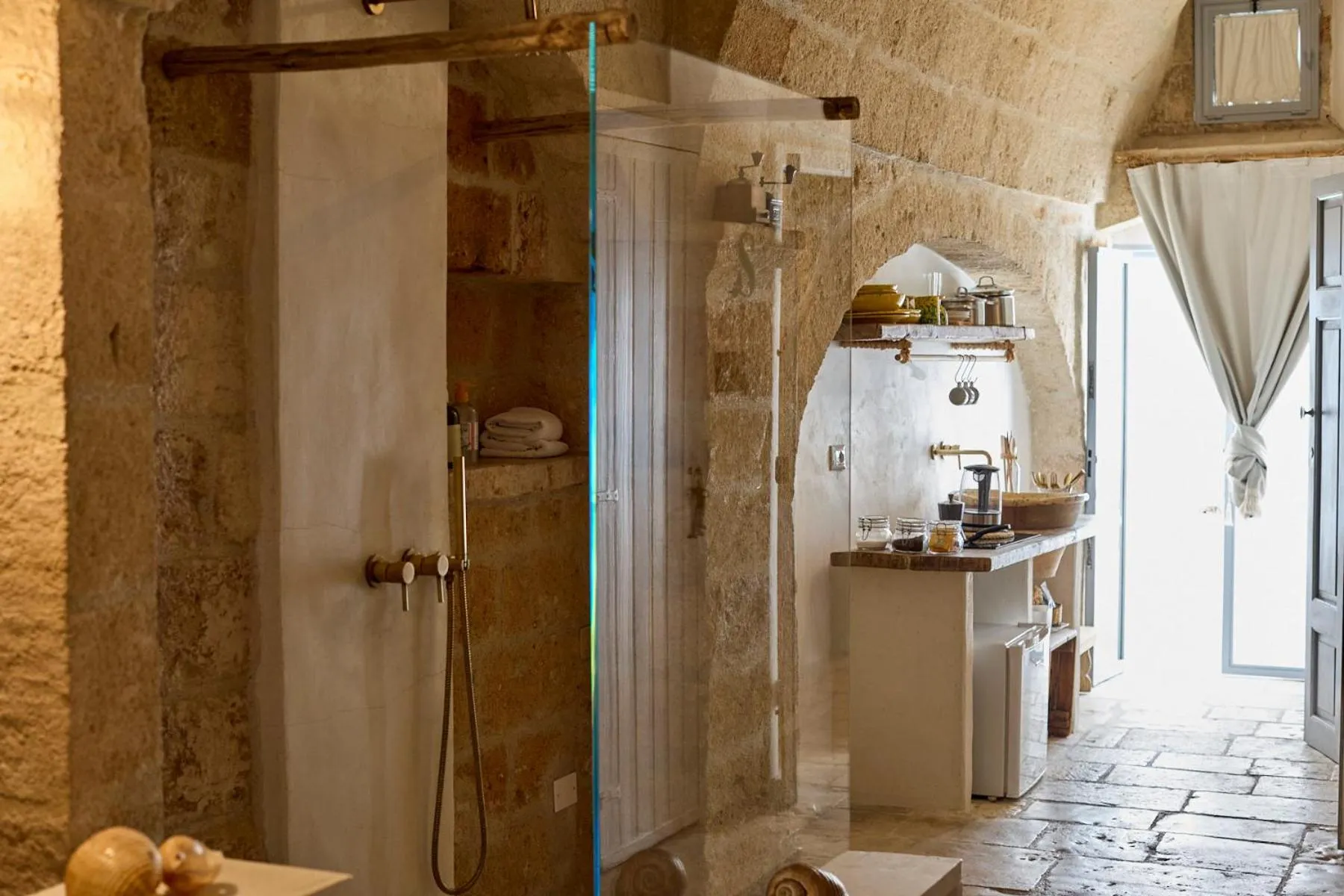 Shower in Dei Serafini