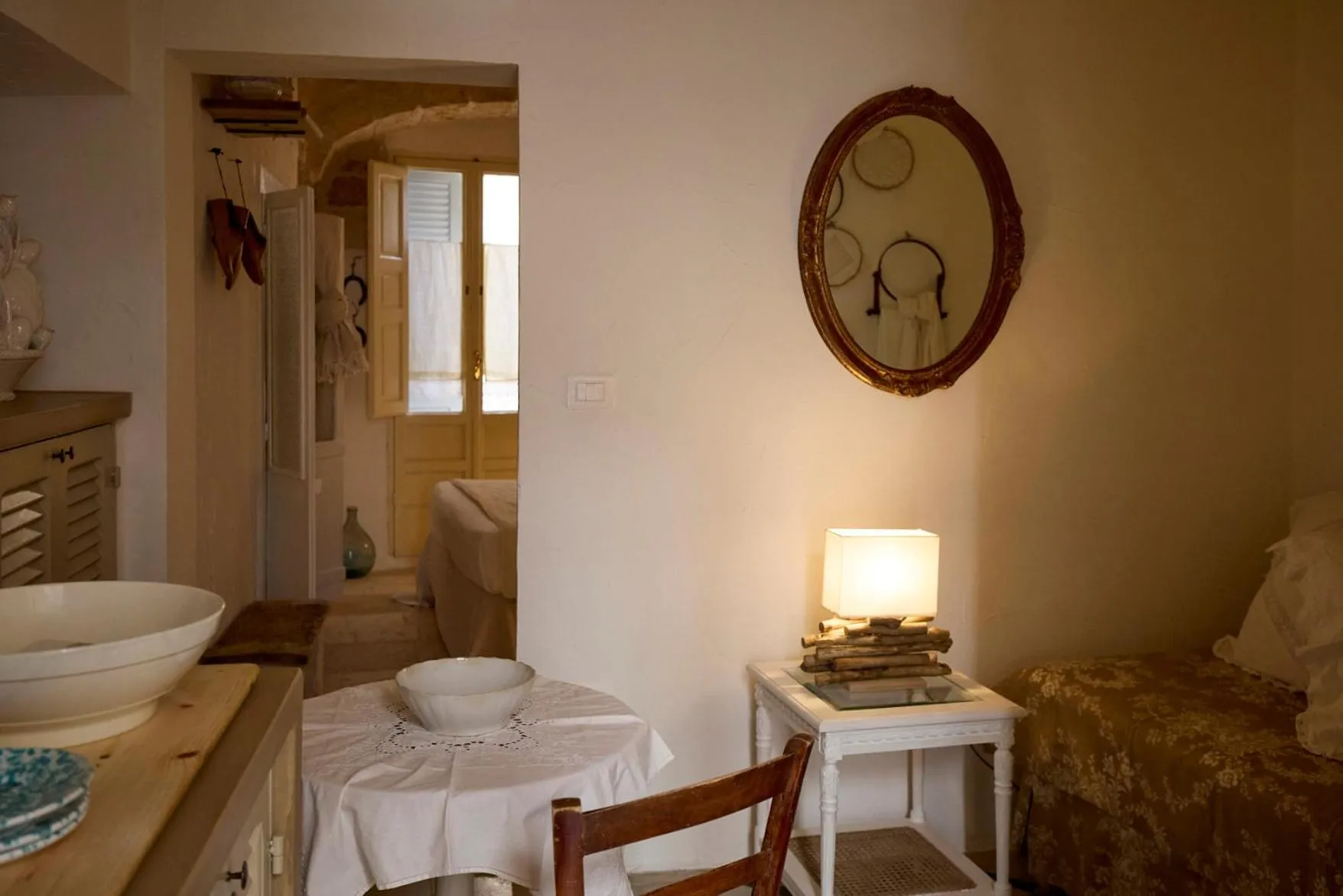 Photo of the whole room in Dei Serafini