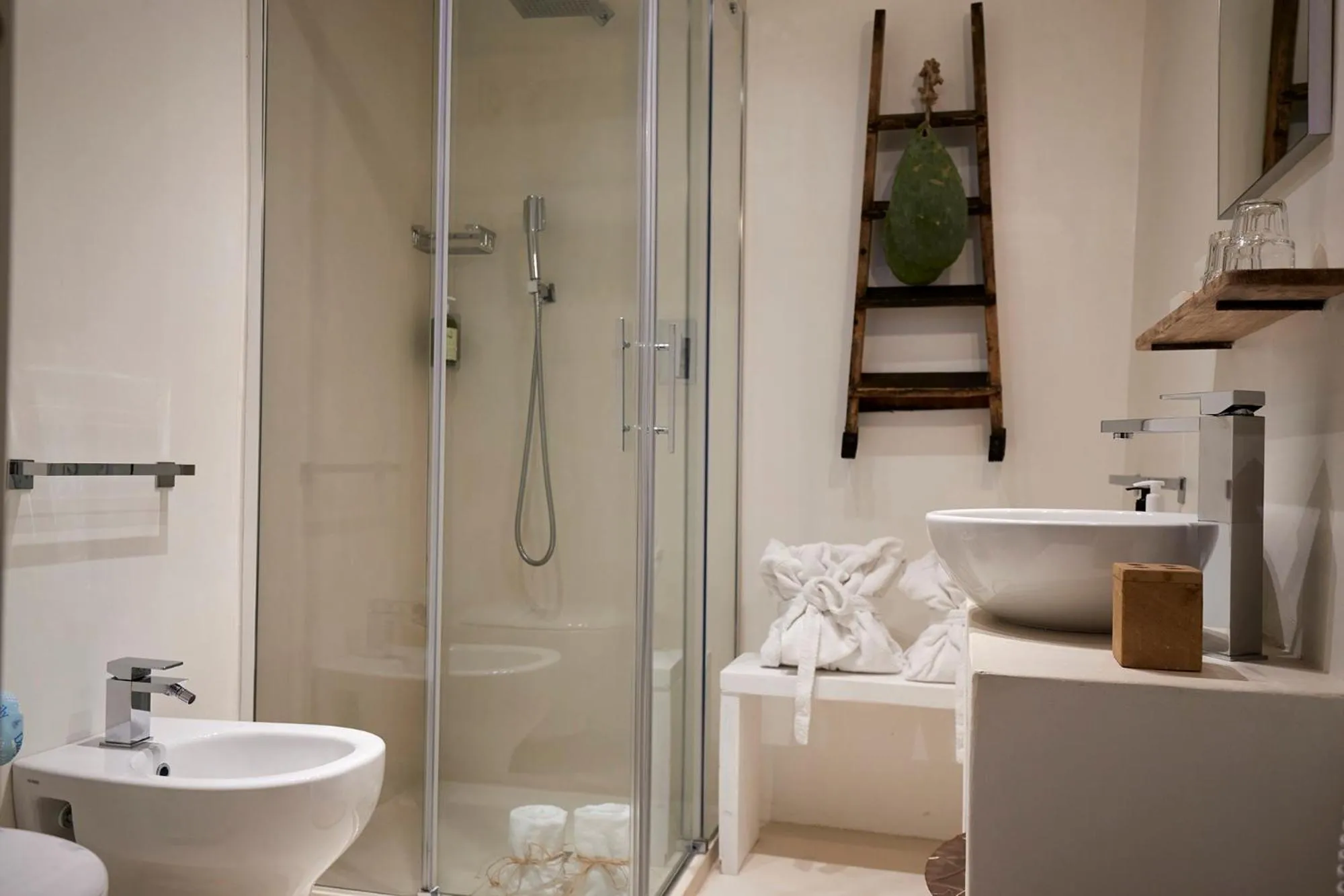 Bathroom in Dei Serafini