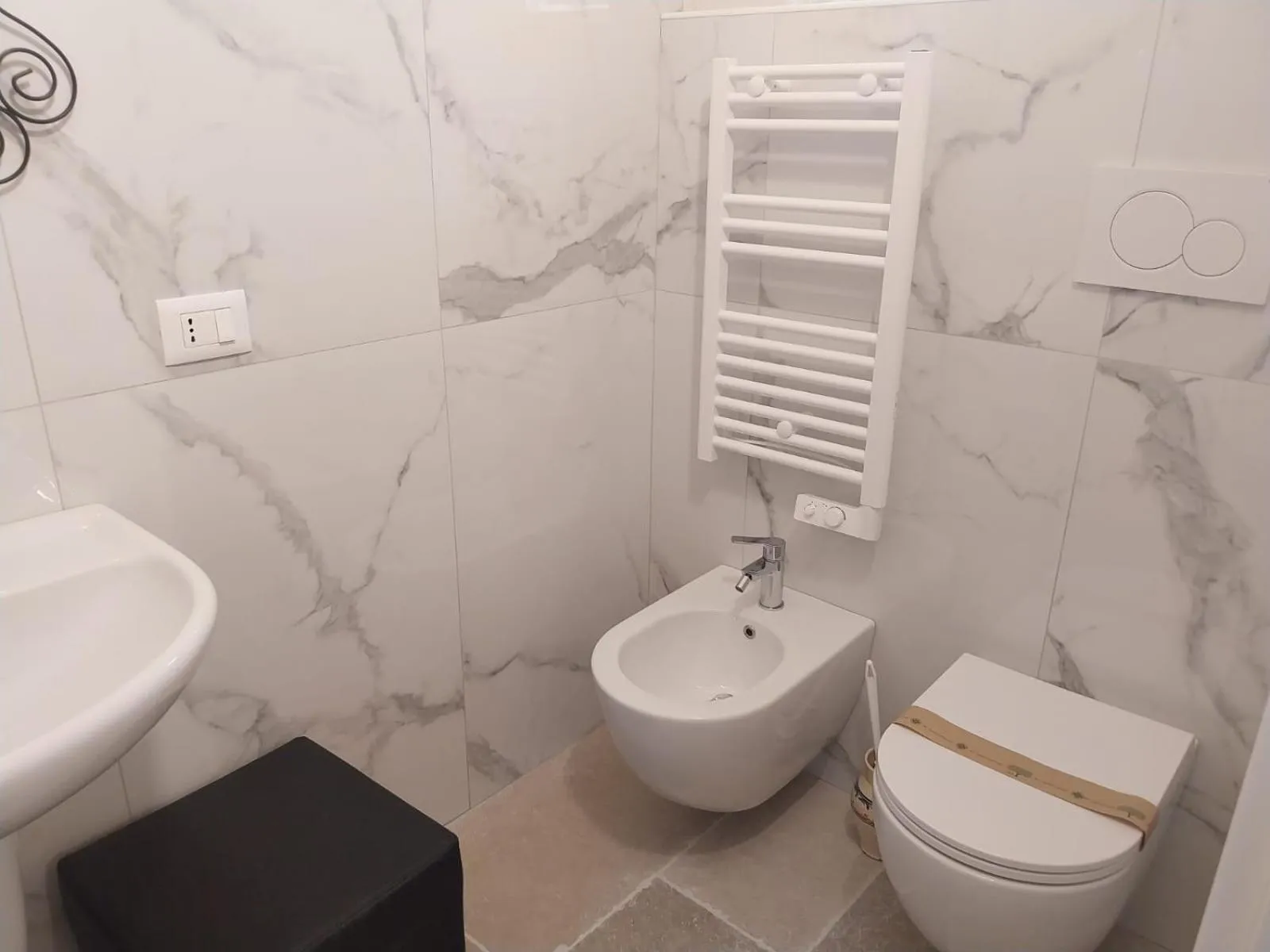 Bathroom in Dei Serafini