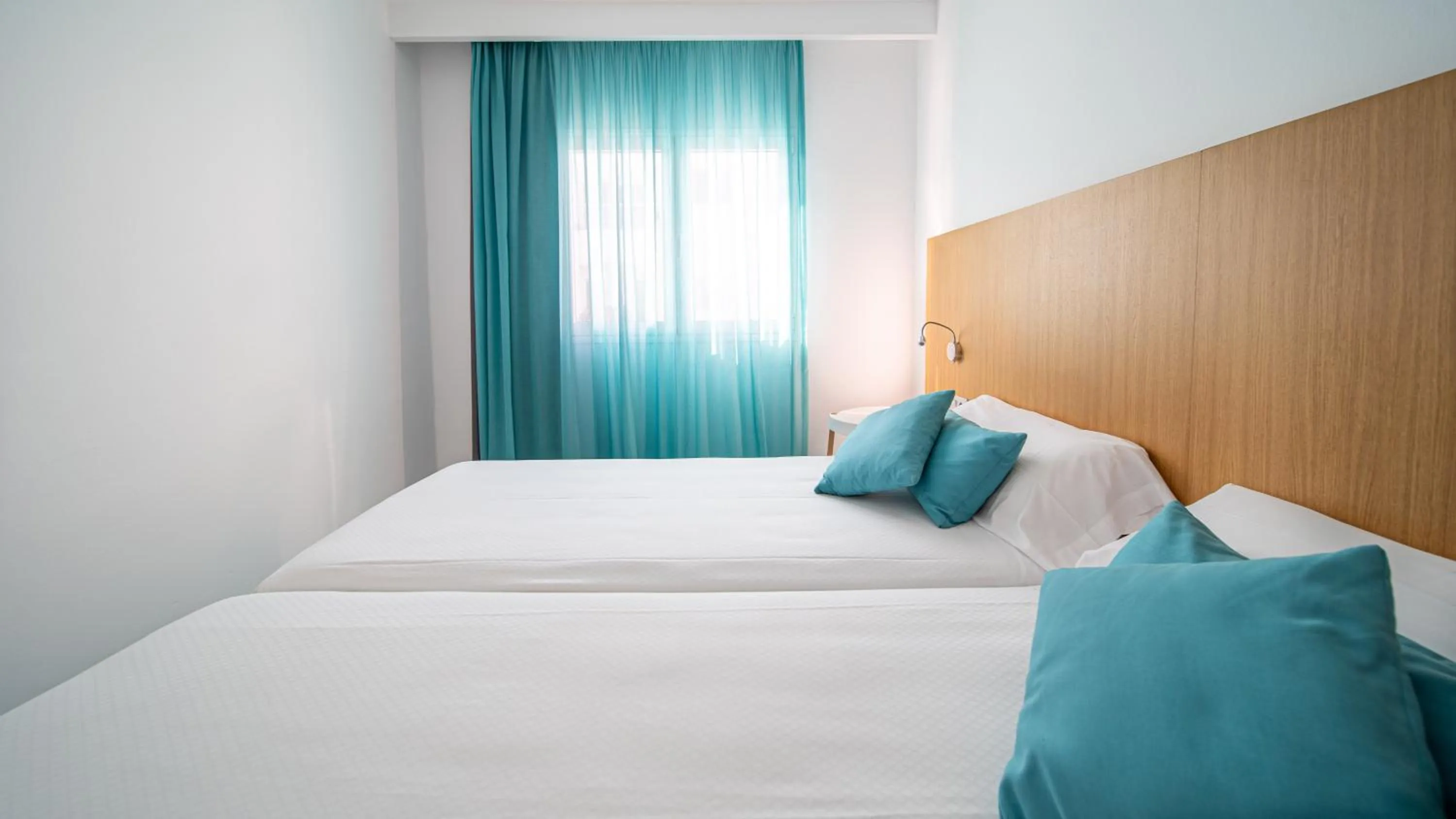 Bedroom, Bed in Guinate Club Apartamentos