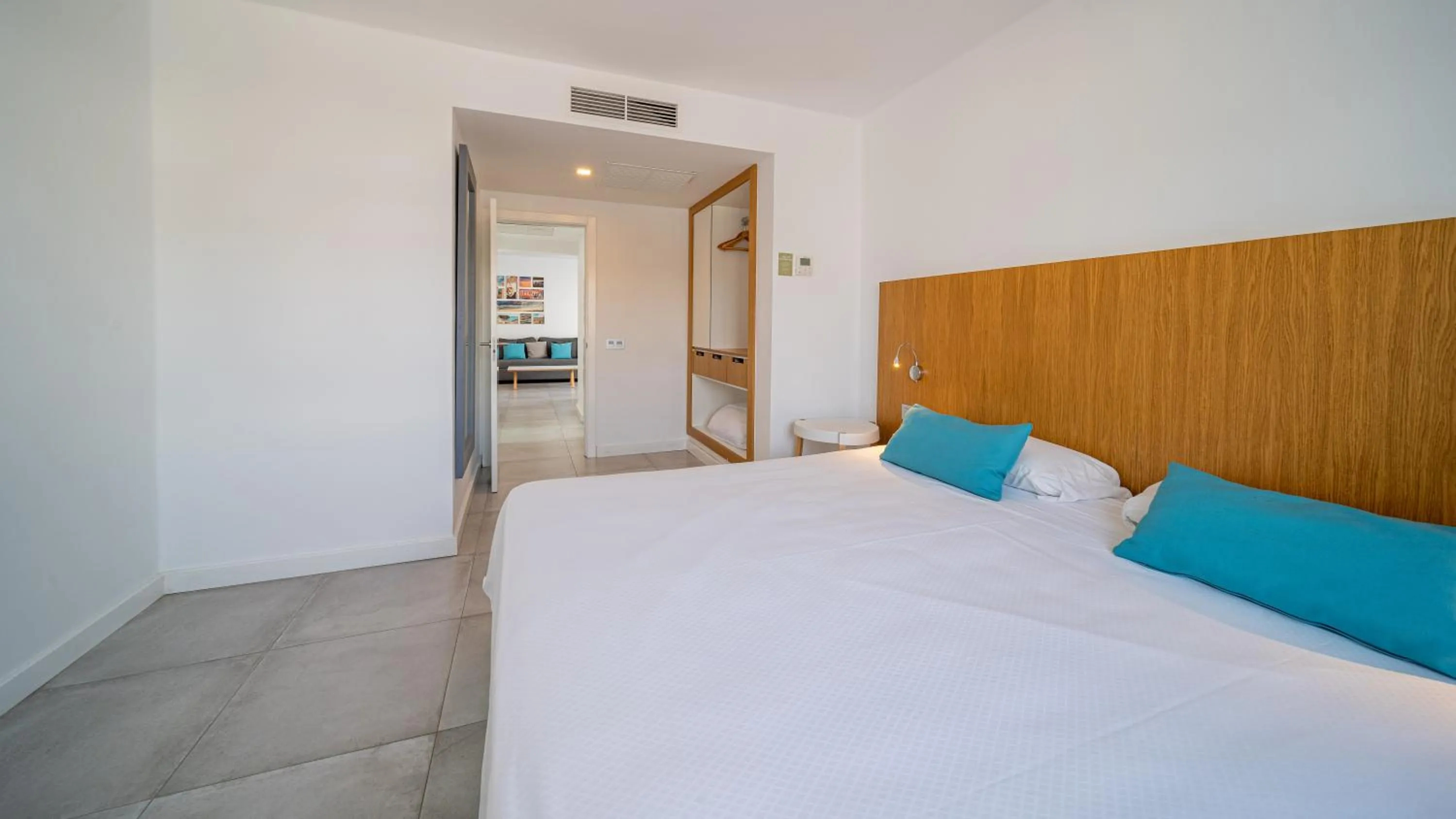 Bedroom, Bed in Guinate Club Apartamentos