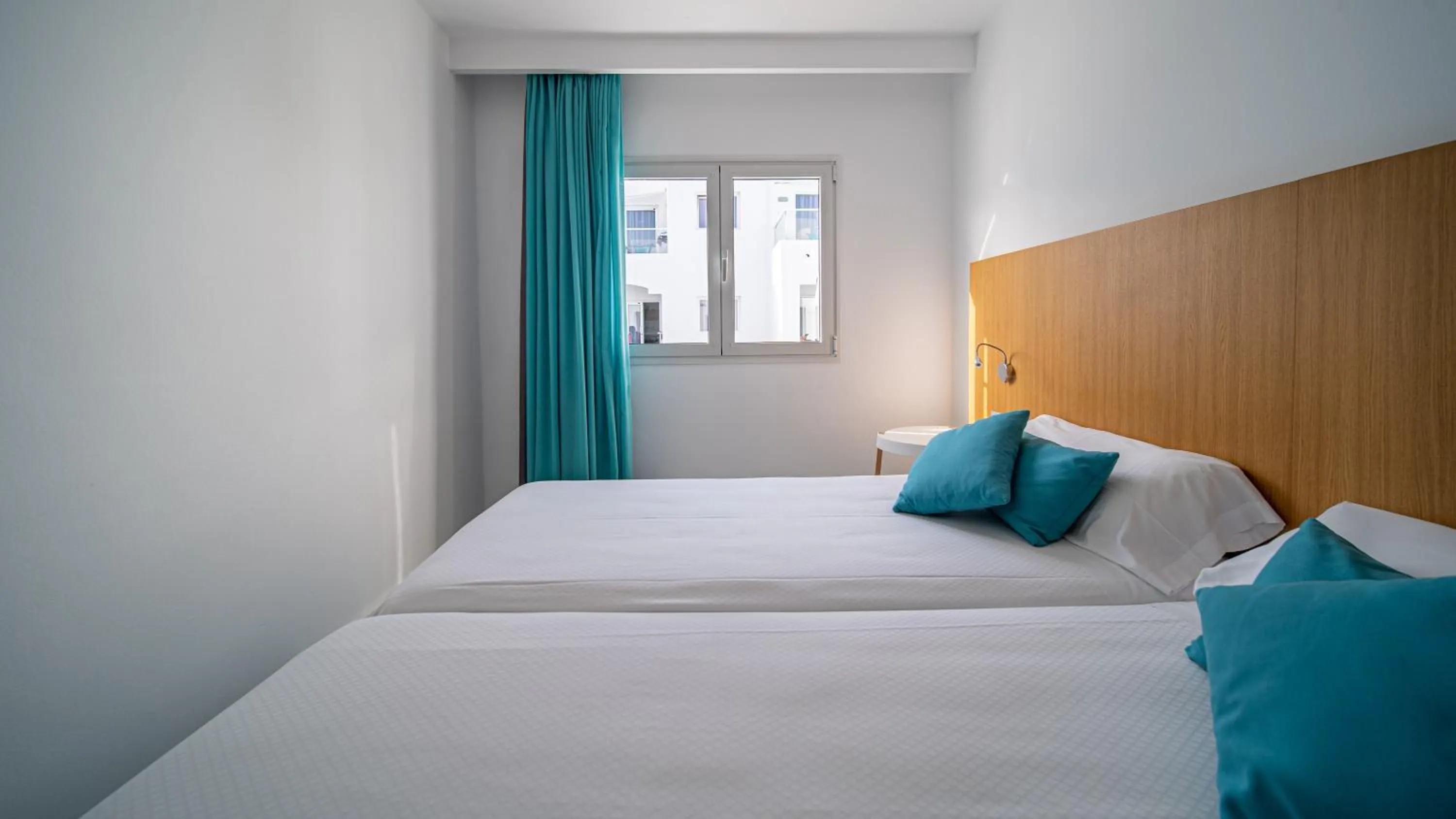 Bedroom, Bed in Guinate Club Apartamentos