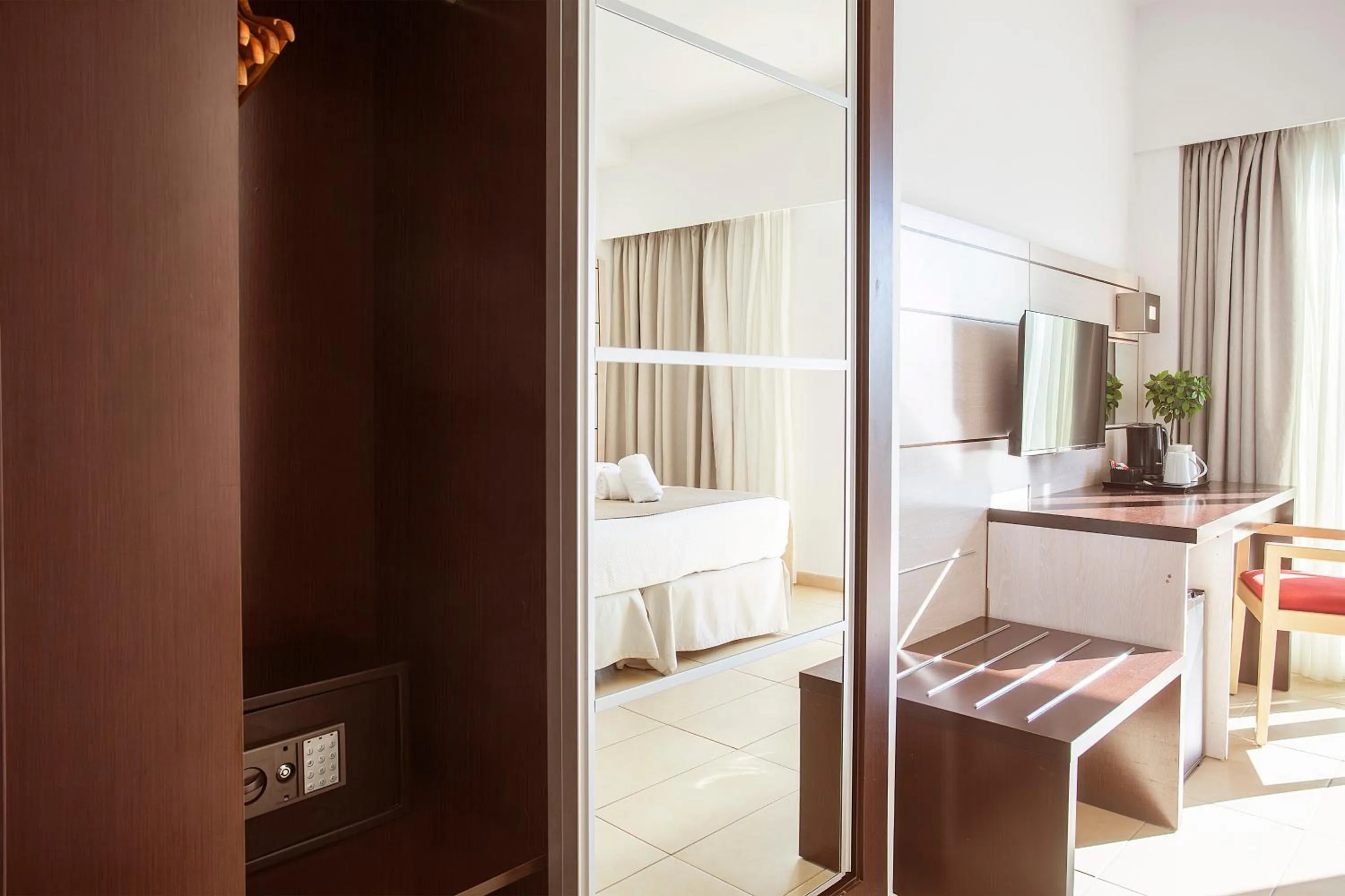 Photo of the whole room, Bed in Hotel Puchet Ibiza