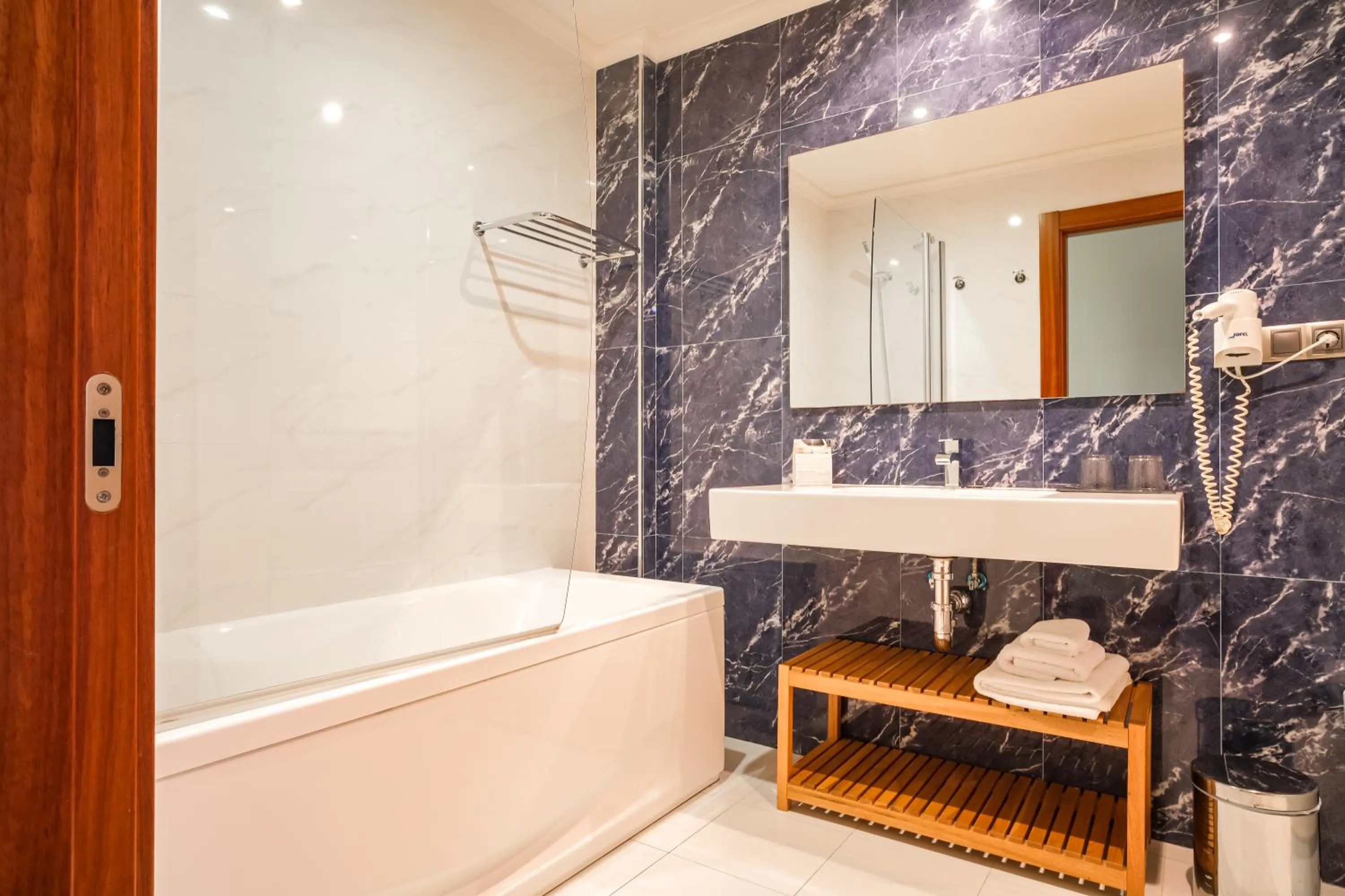 Bathroom in Indiana Boutique Hotel