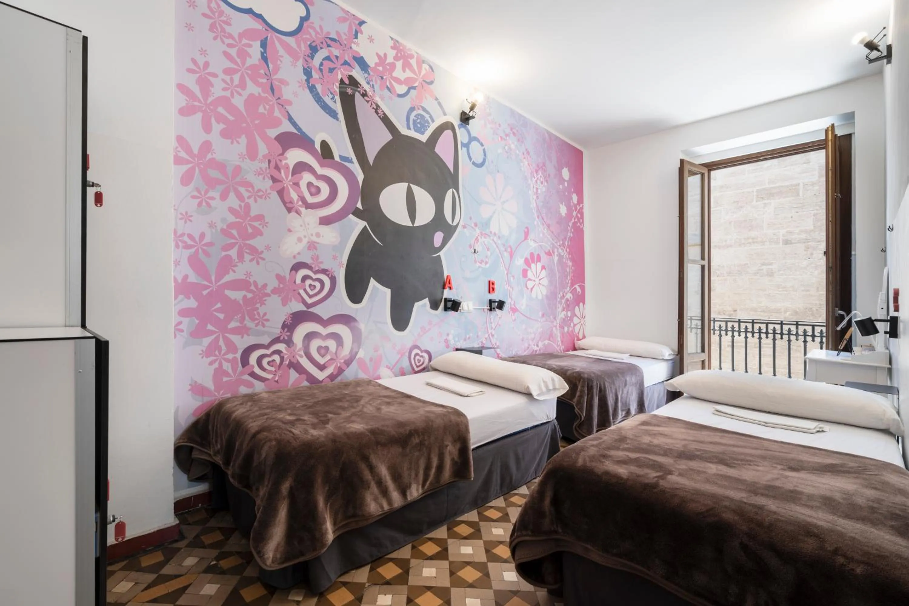 Bed in Home Youth Hostel by Feetup Hostels