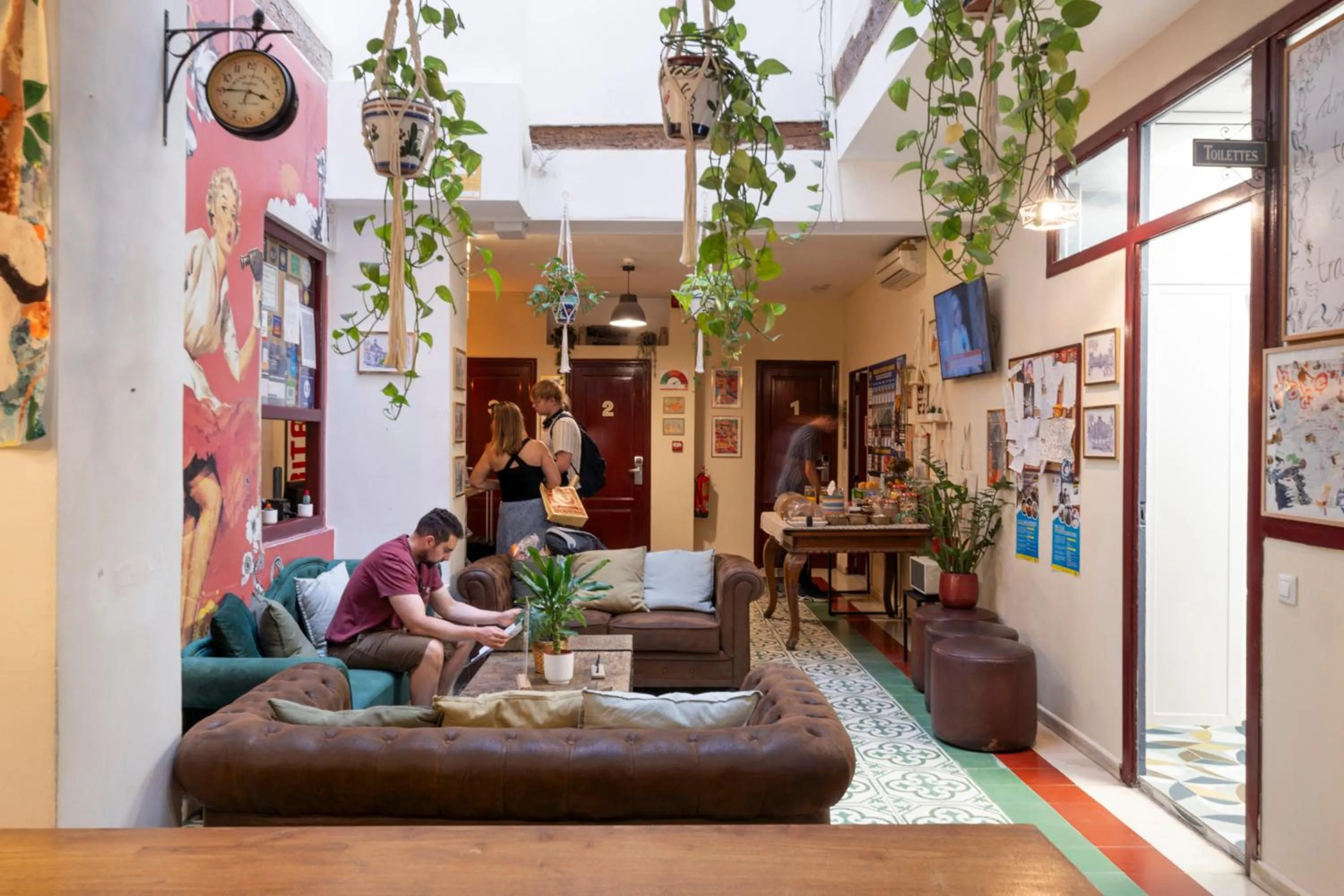 People in Home Youth Hostel by Feetup Hostels