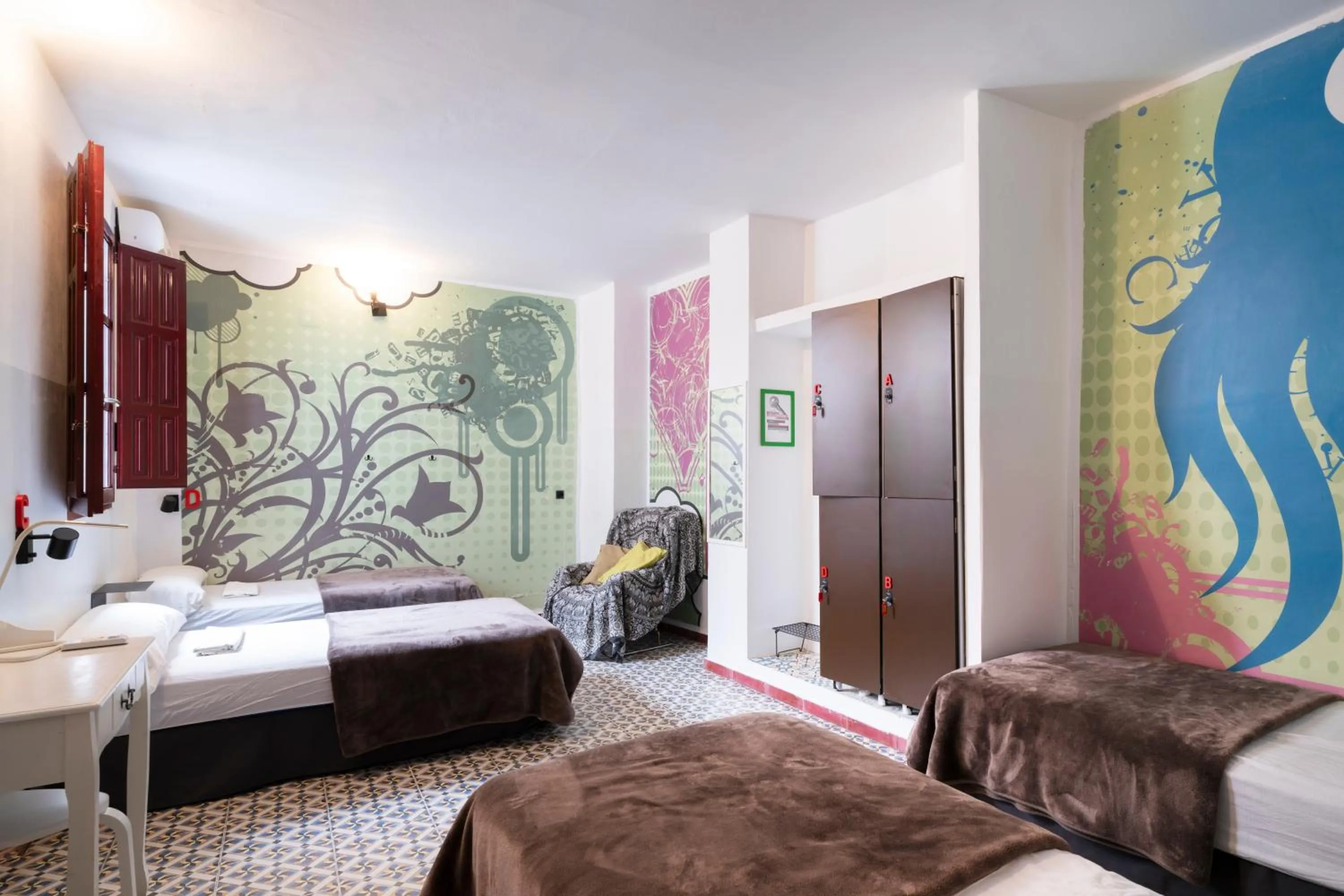 Bed in Home Youth Hostel by Feetup Hostels