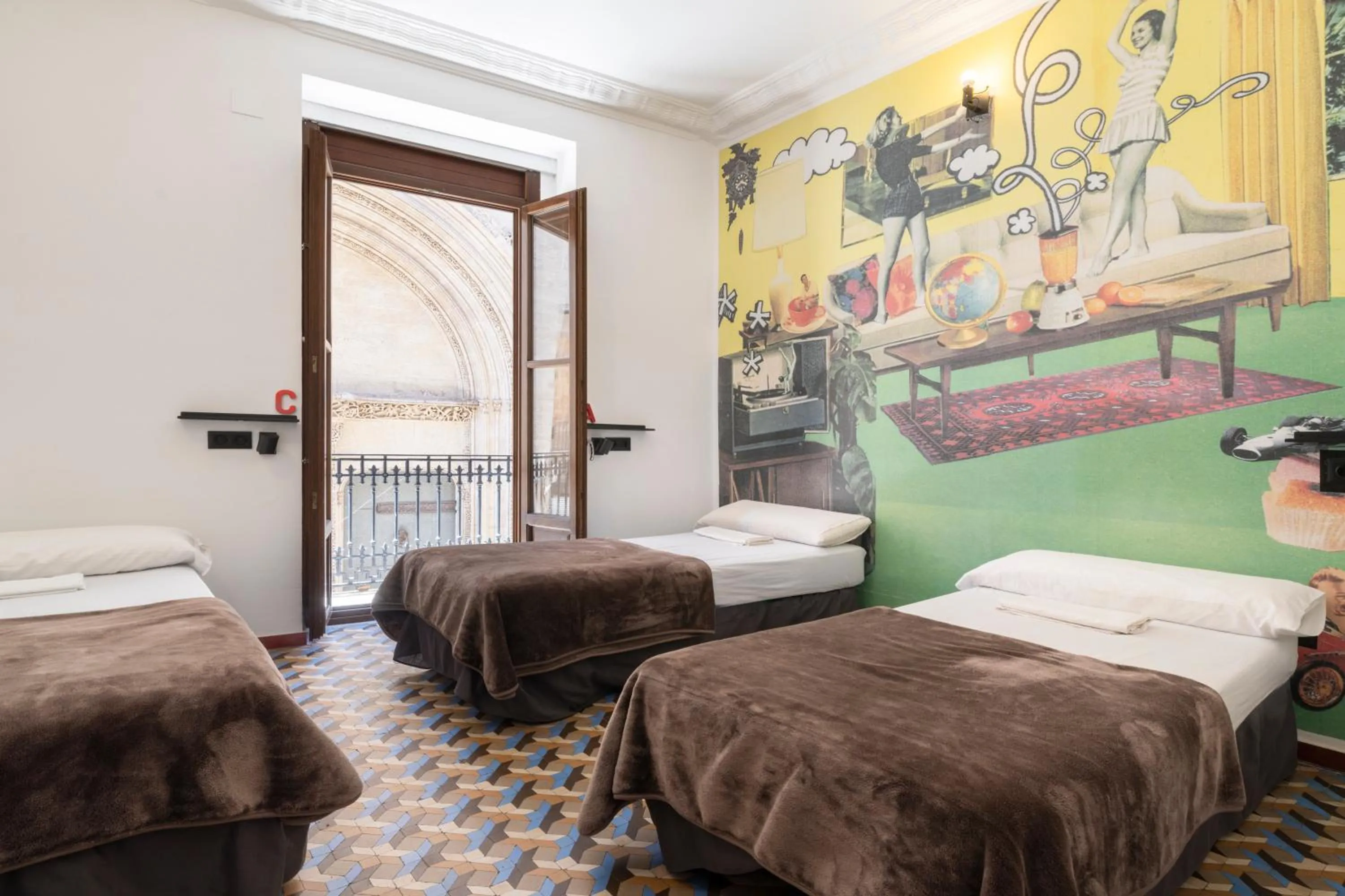 Bed in Home Youth Hostel by Feetup Hostels