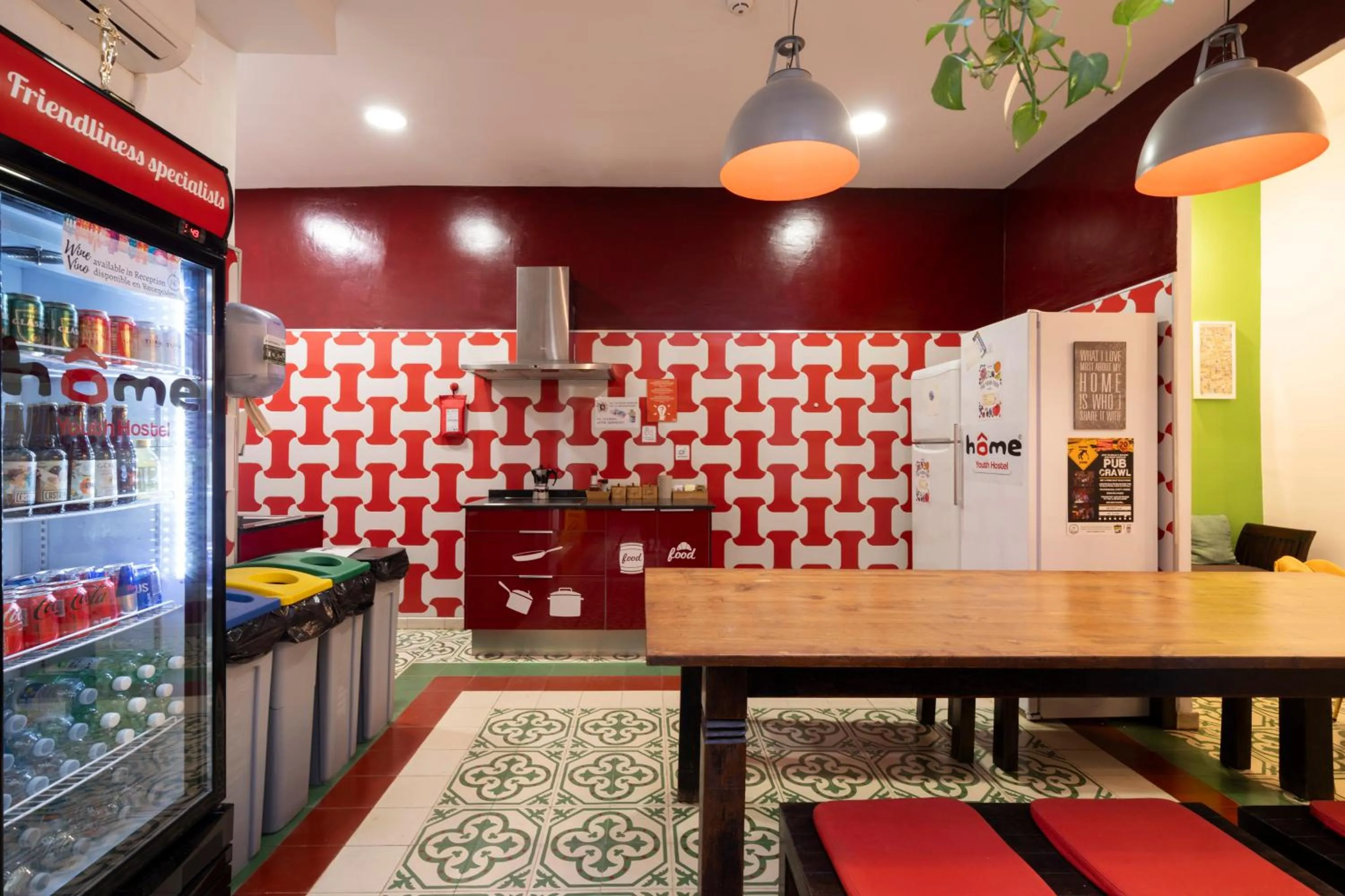 Kitchen or kitchenette in Home Youth Hostel by Feetup Hostels