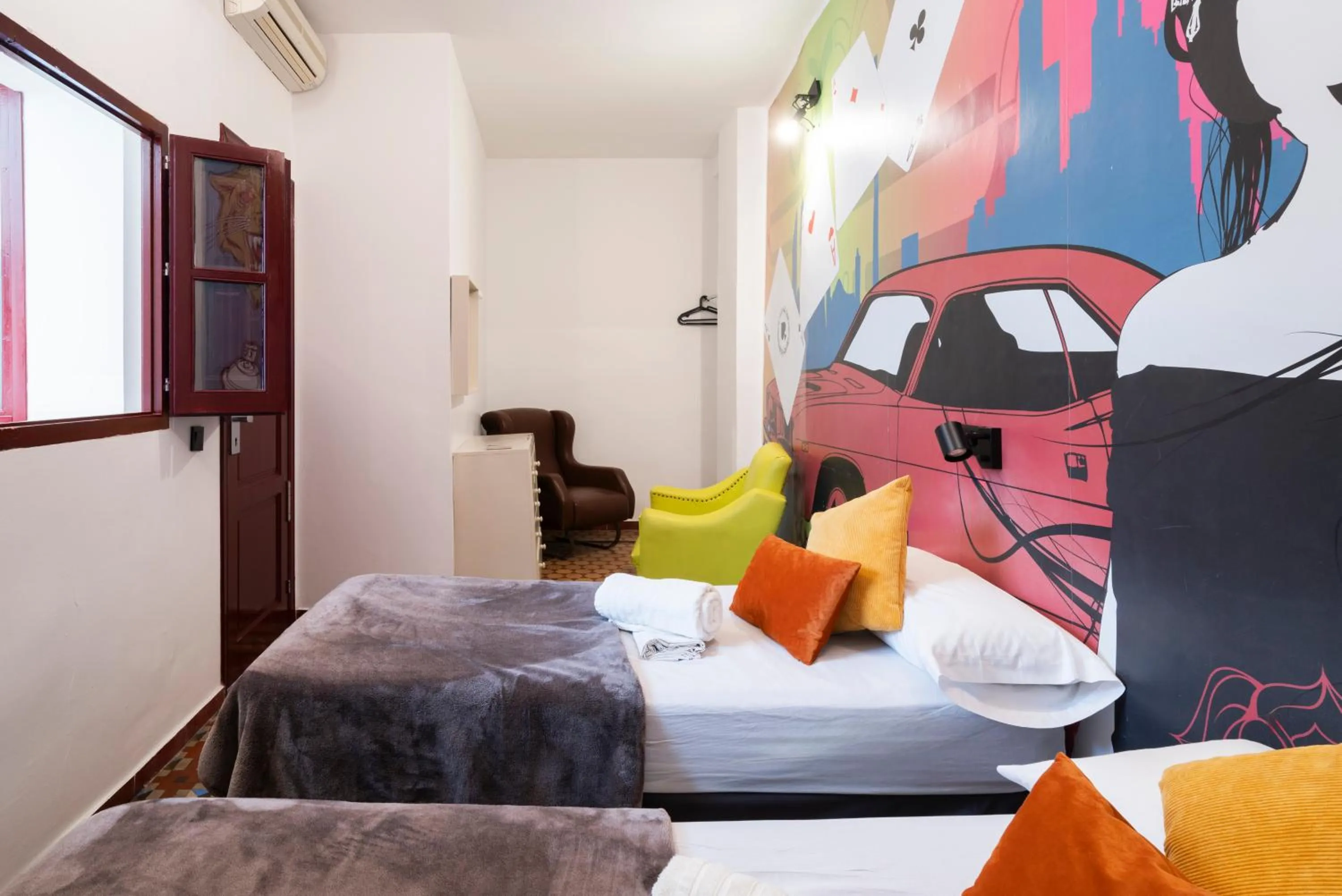 Bed in Home Youth Hostel by Feetup Hostels