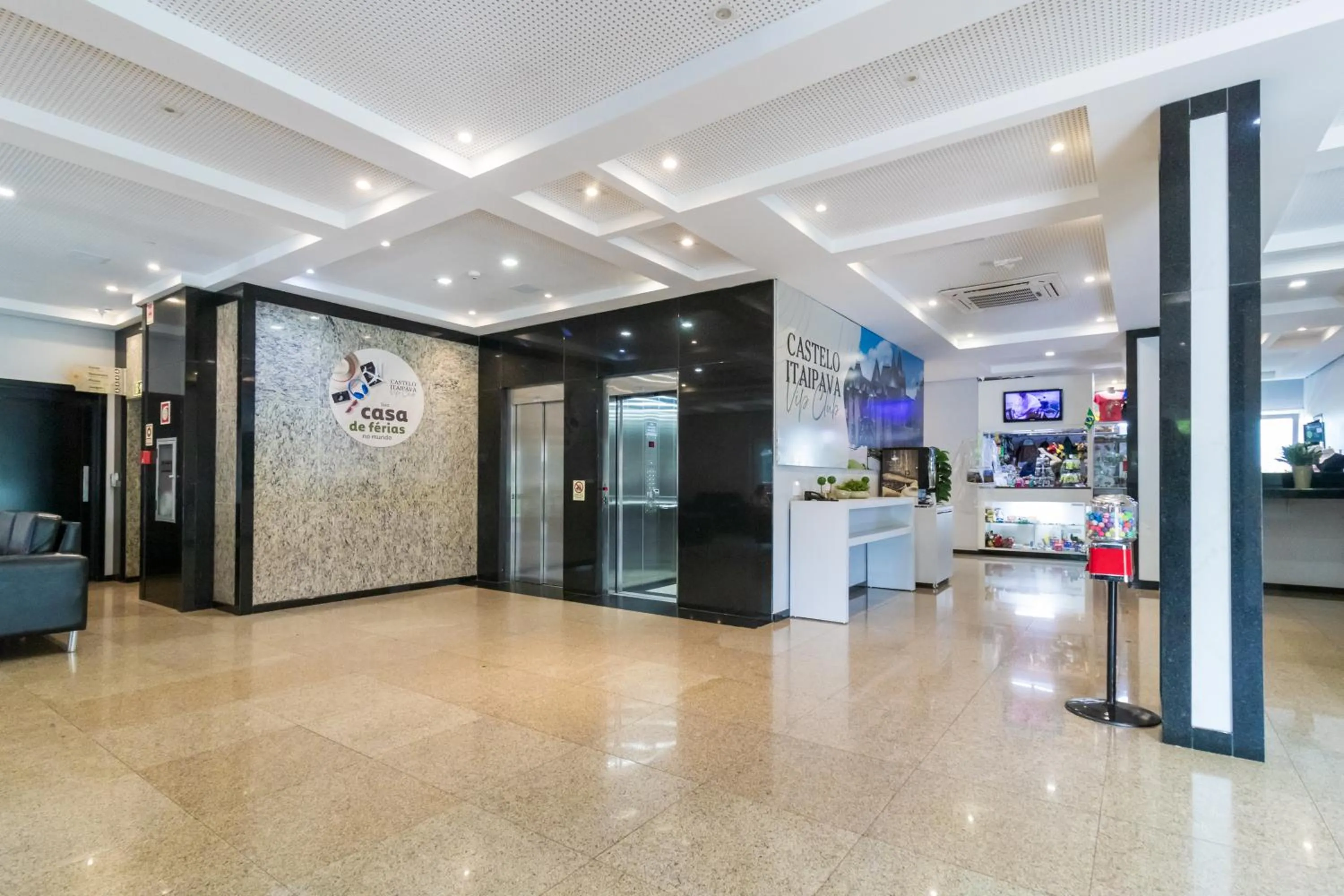 Lobby or reception in Luz Hotel by Castelo Itaipava