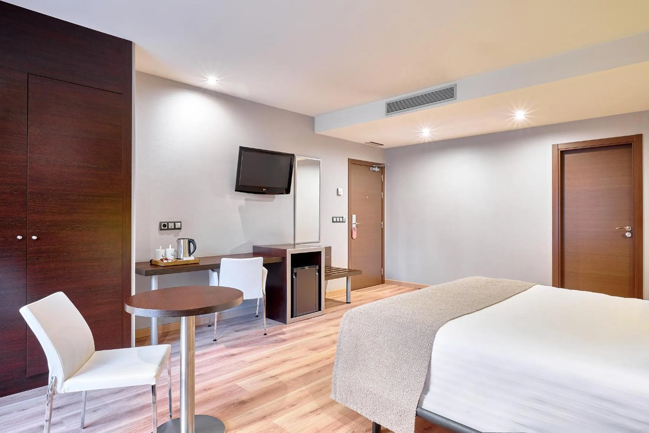 Bed in Turia Granada