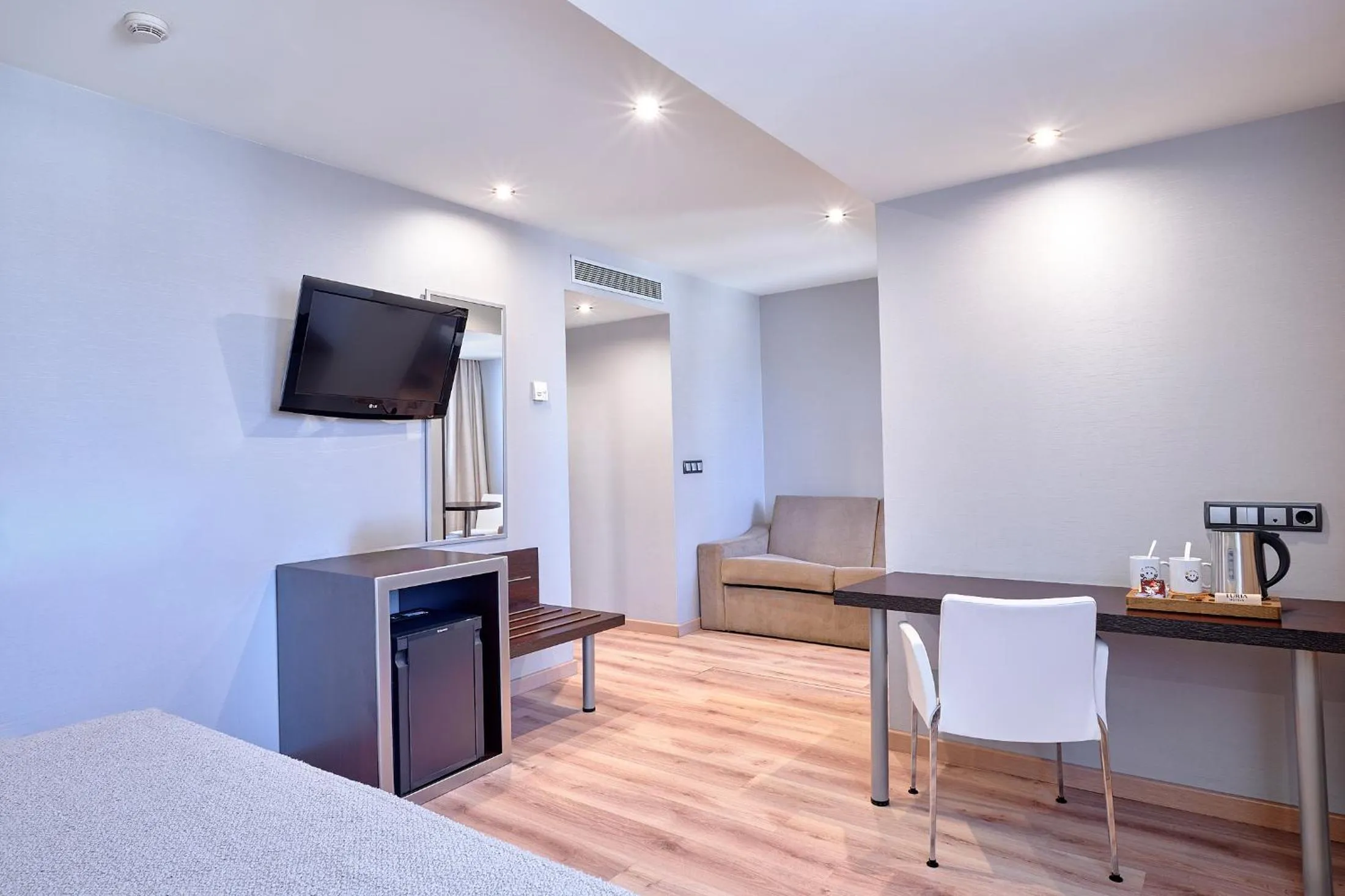 Bed in Turia Granada