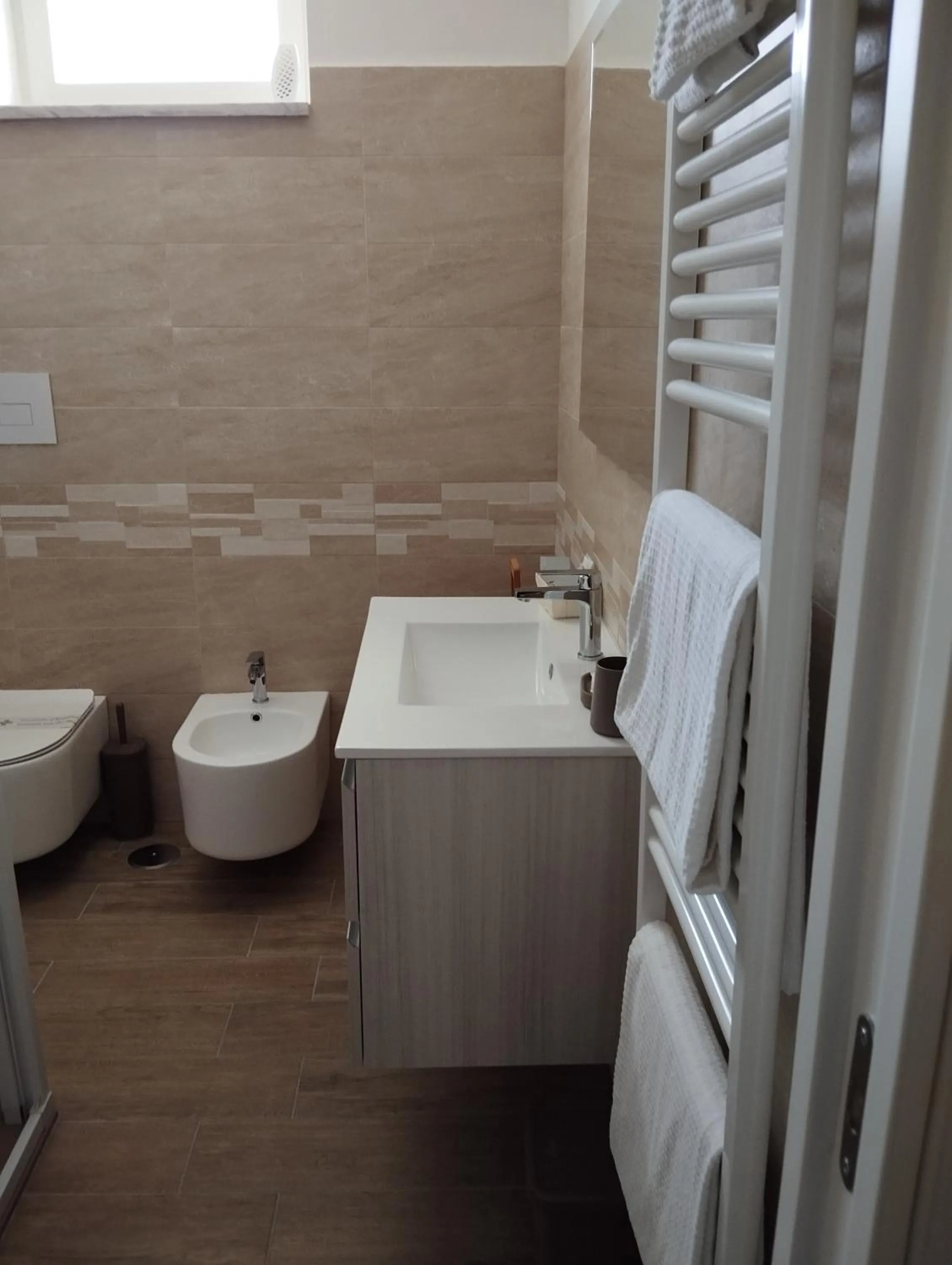 Bathroom in Ostello Villafranca