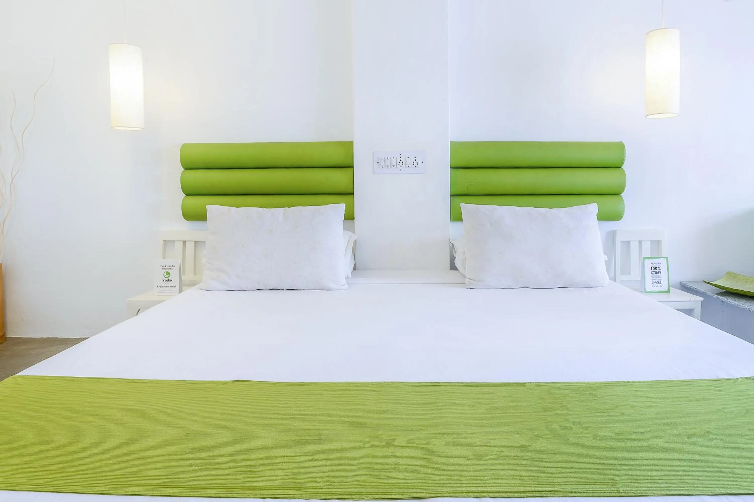 Bed in Itsy Hotels Red Lotus Heritage, Promenade Beach