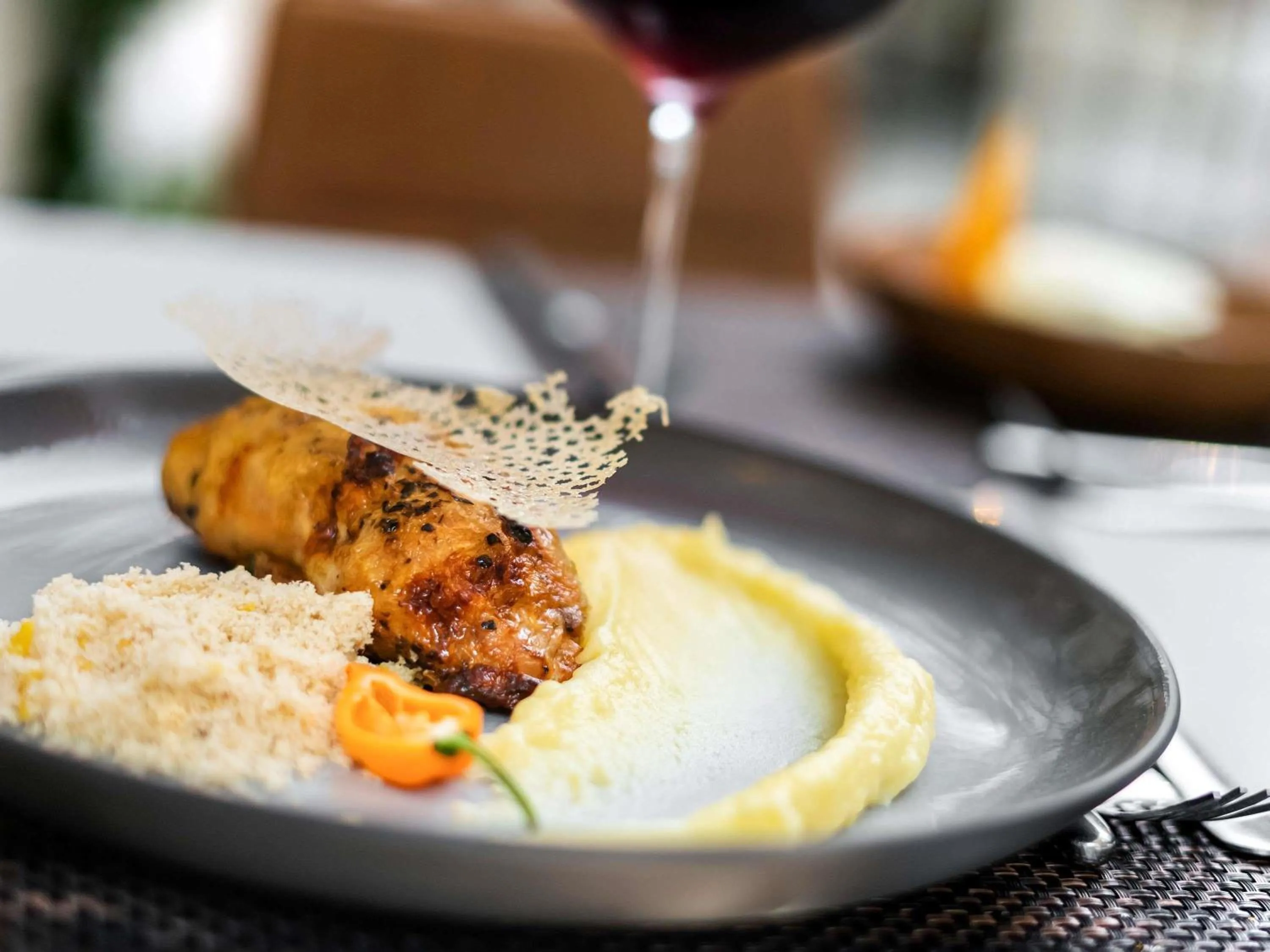 Restaurant/places to eat in Grand Mercure SP Itaim Bibi