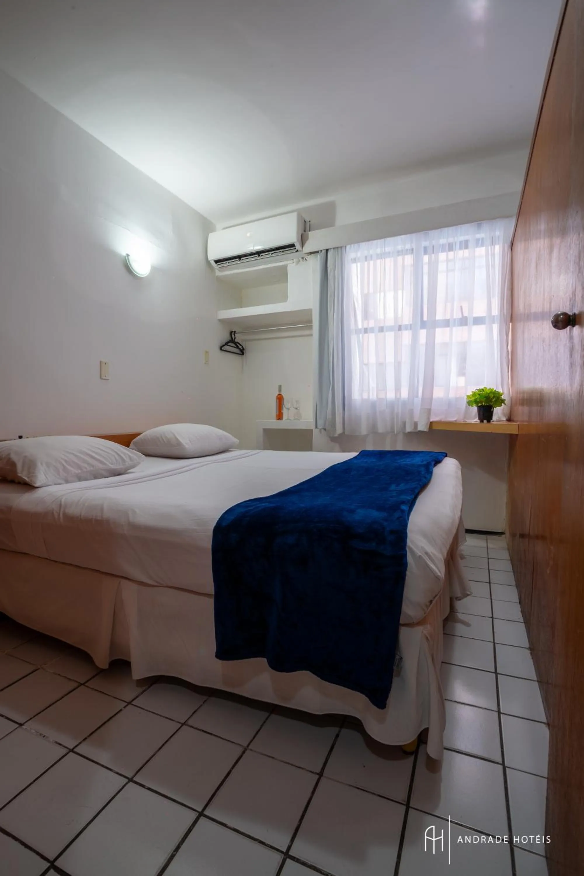 Bedroom, Bed in Rede Andrade Coimbra