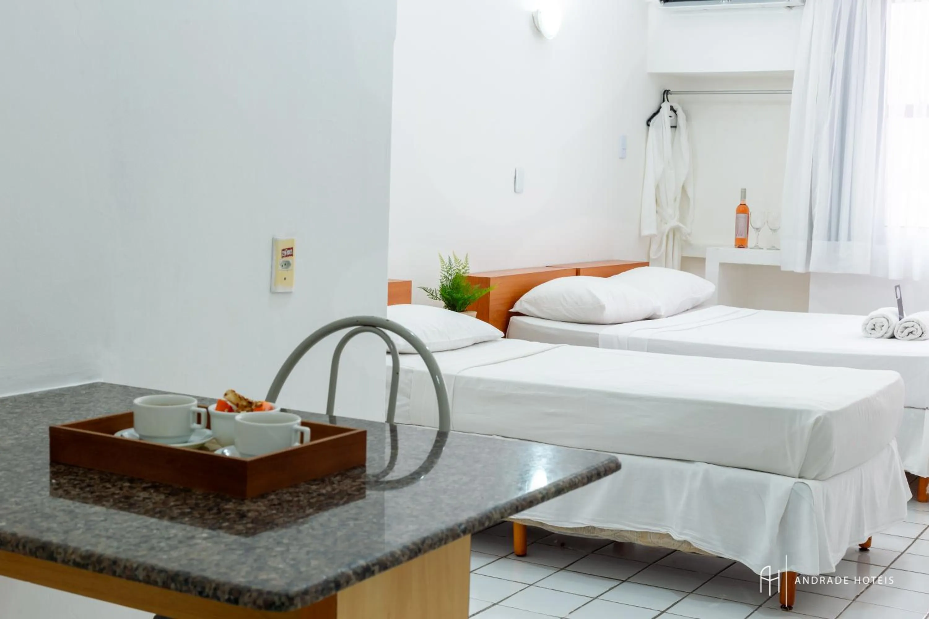 Photo of the whole room, Bed in Rede Andrade Coimbra