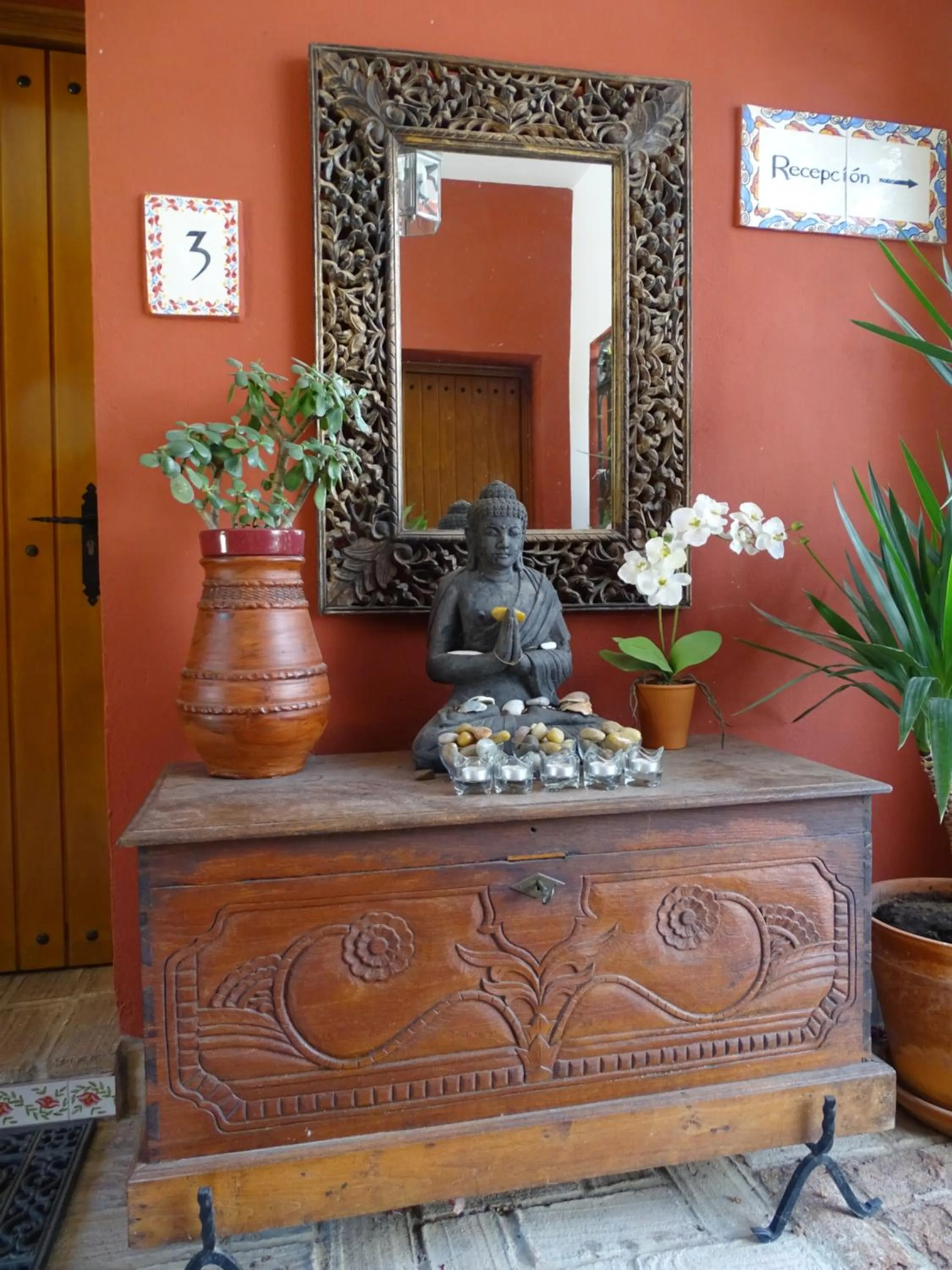 Decorative detail in Hotel Sindhura