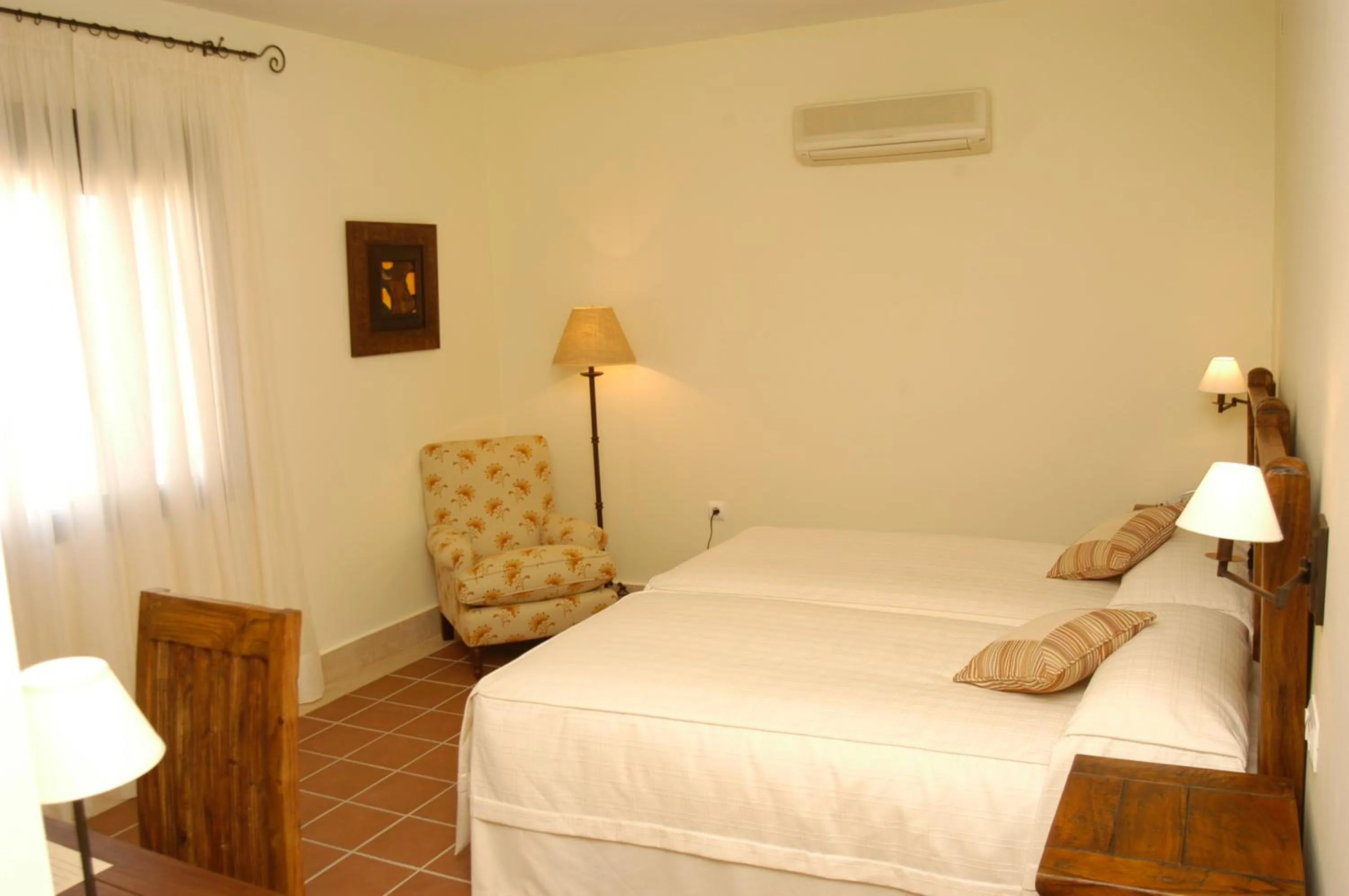 Photo of the whole room, Bed in Hotel Sindhura