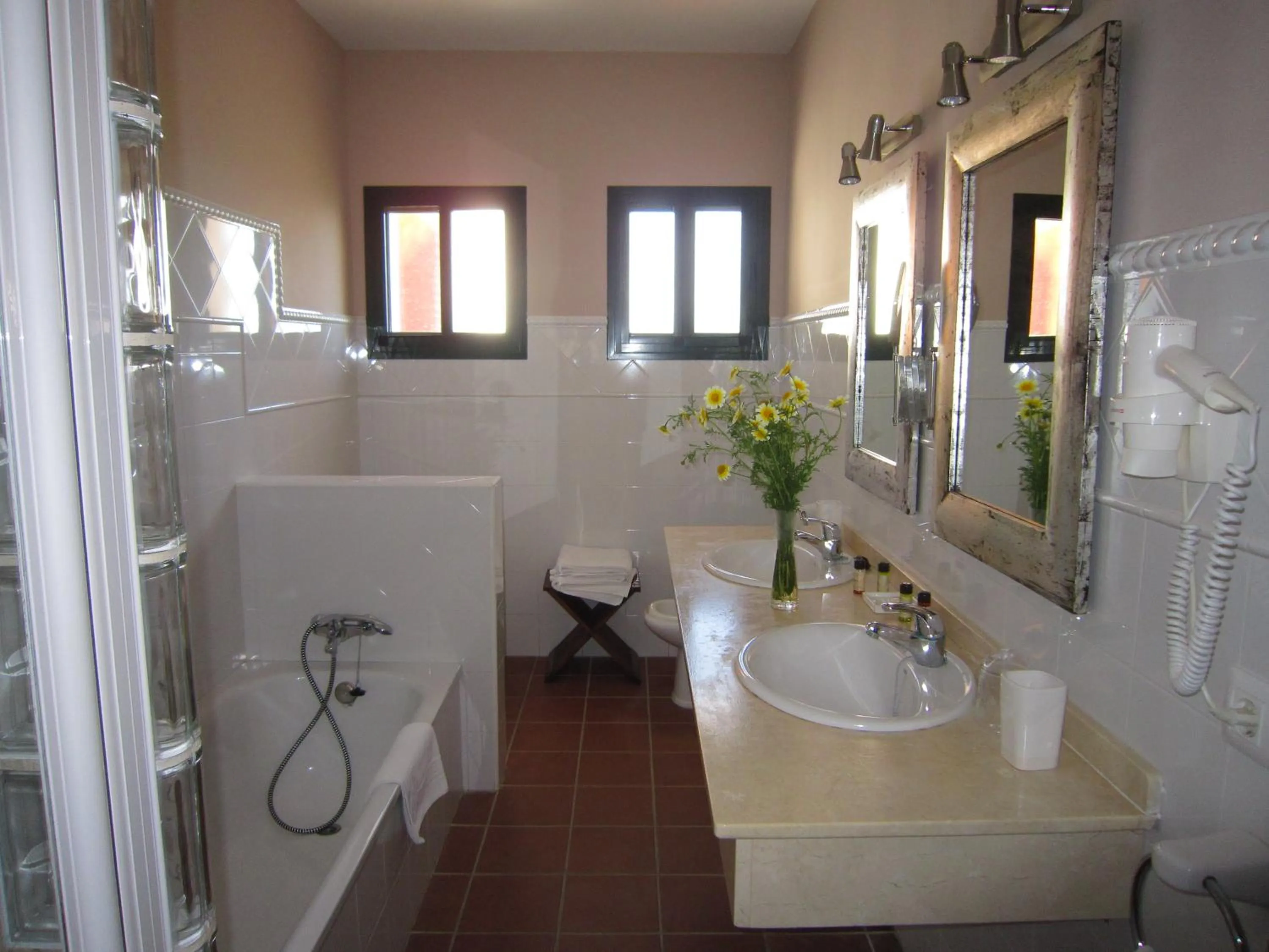 Bathroom in Hotel Sindhura