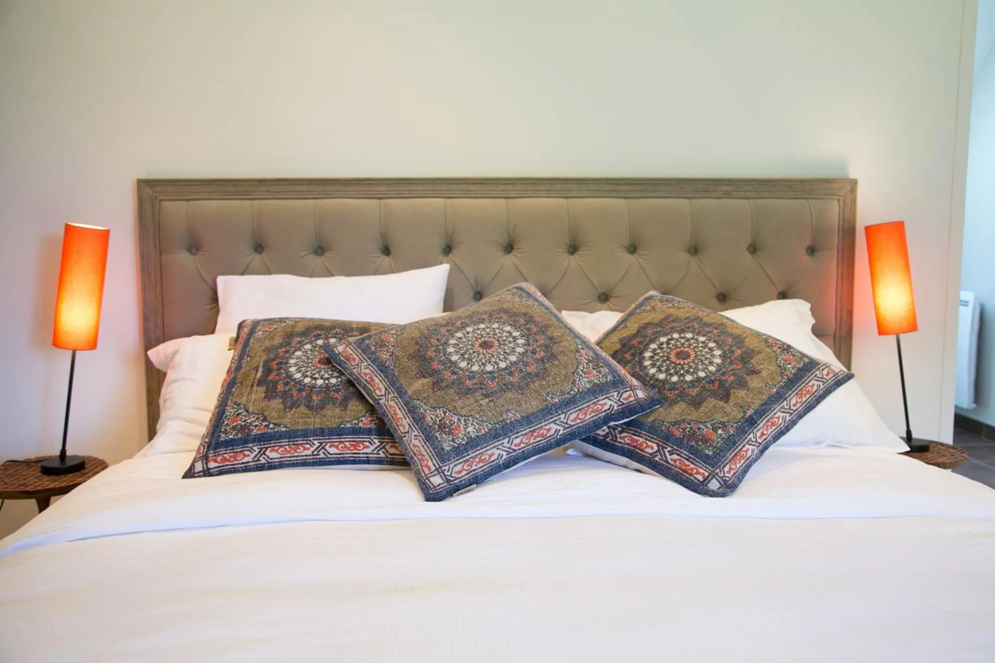 Bed in Les Dames de Nage