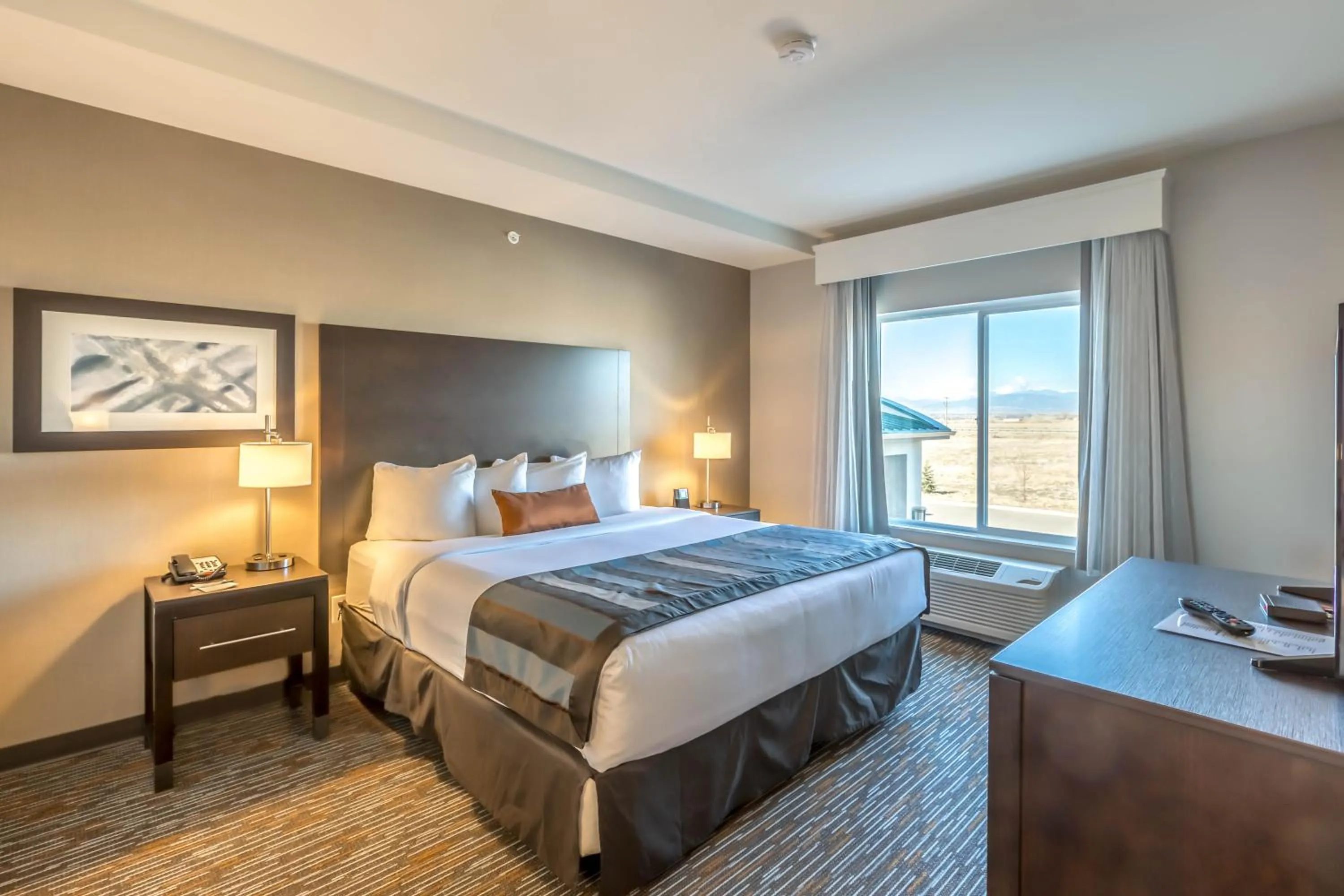 Bed in Wingate by Wyndham Loveland Johnstown