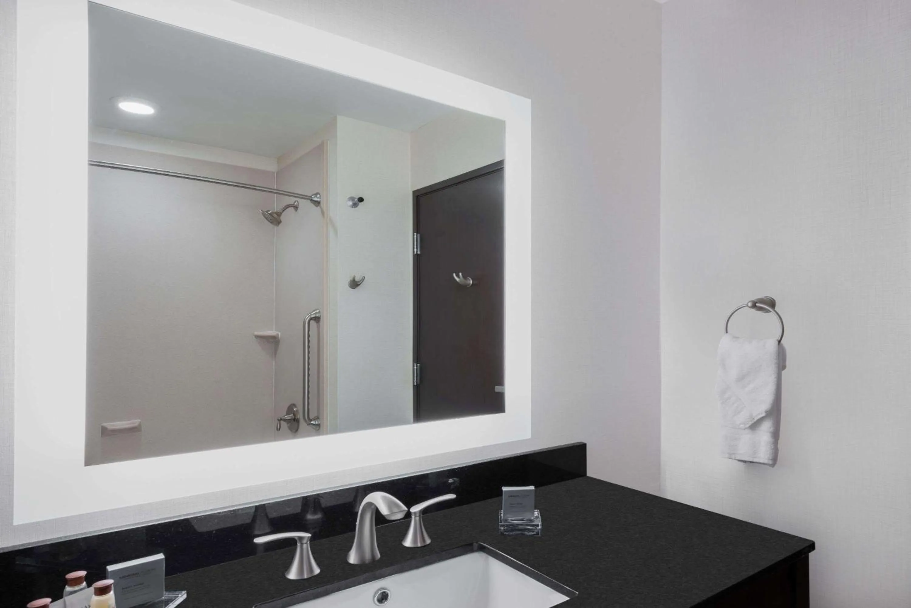 Bathroom in Wingate by Wyndham Loveland Johnstown