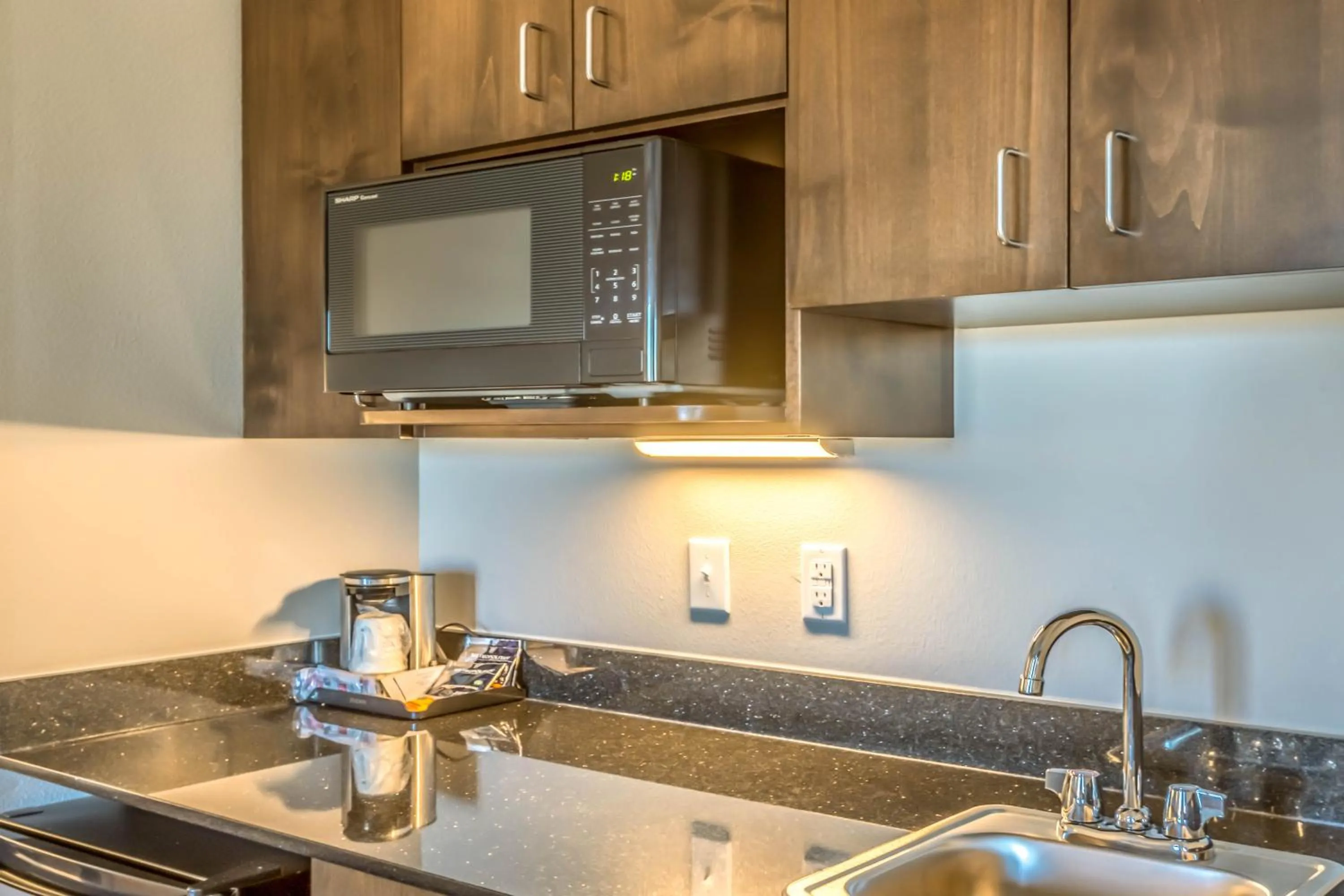 Coffee/tea facilities in Wingate by Wyndham Loveland Johnstown