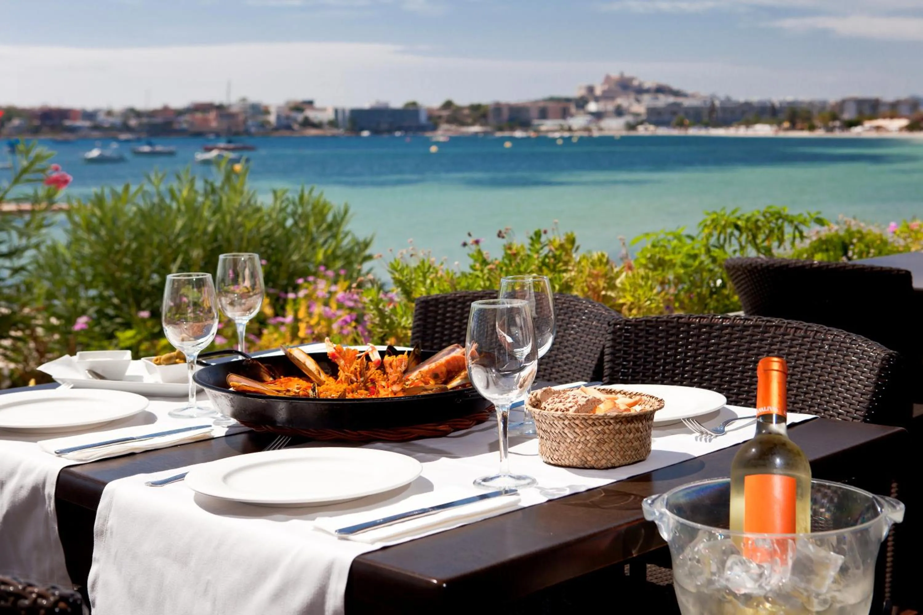 Food in Hotel Ses Figueres