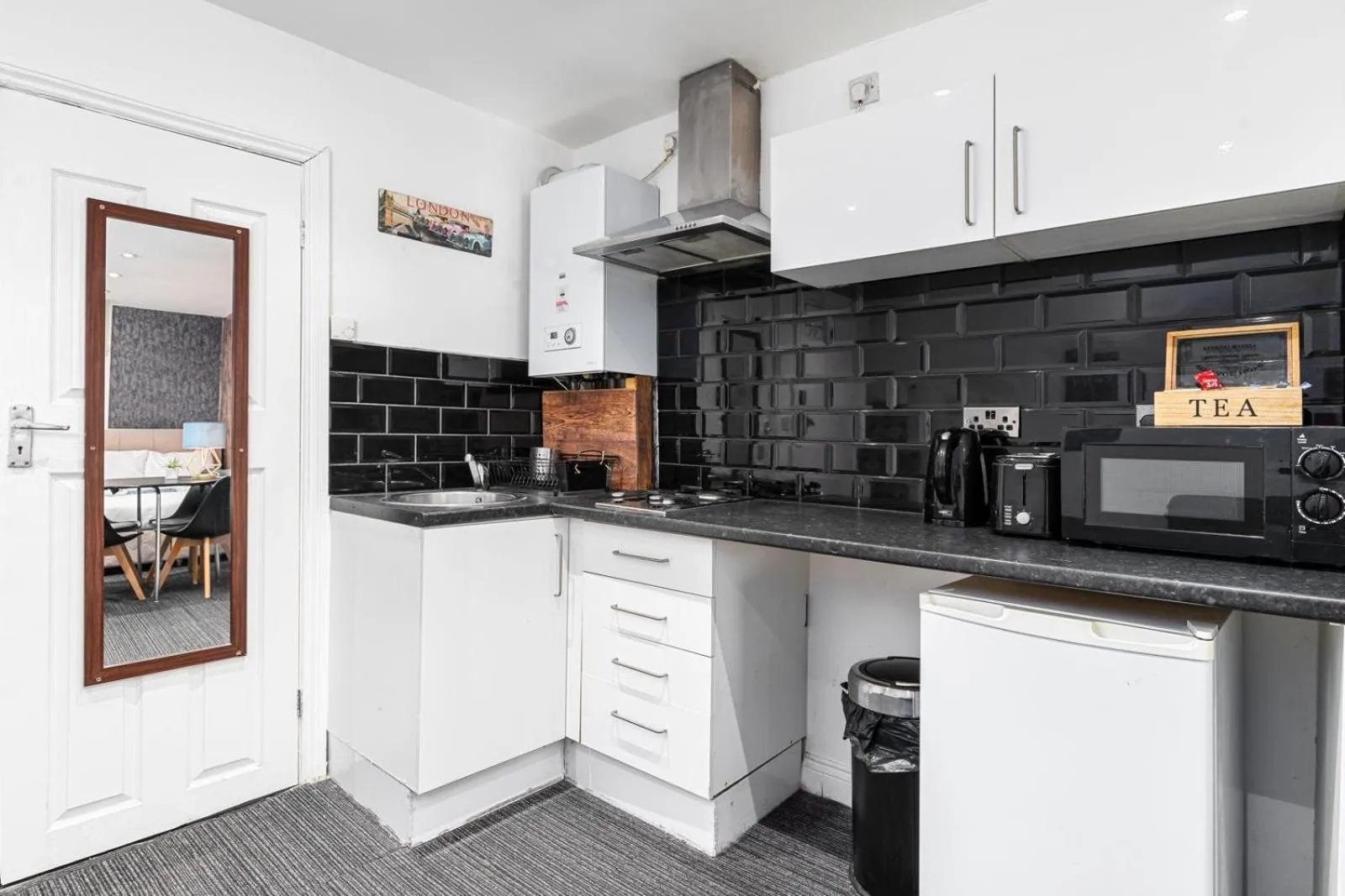 Kitchen or kitchenette in Whitechapel Grand