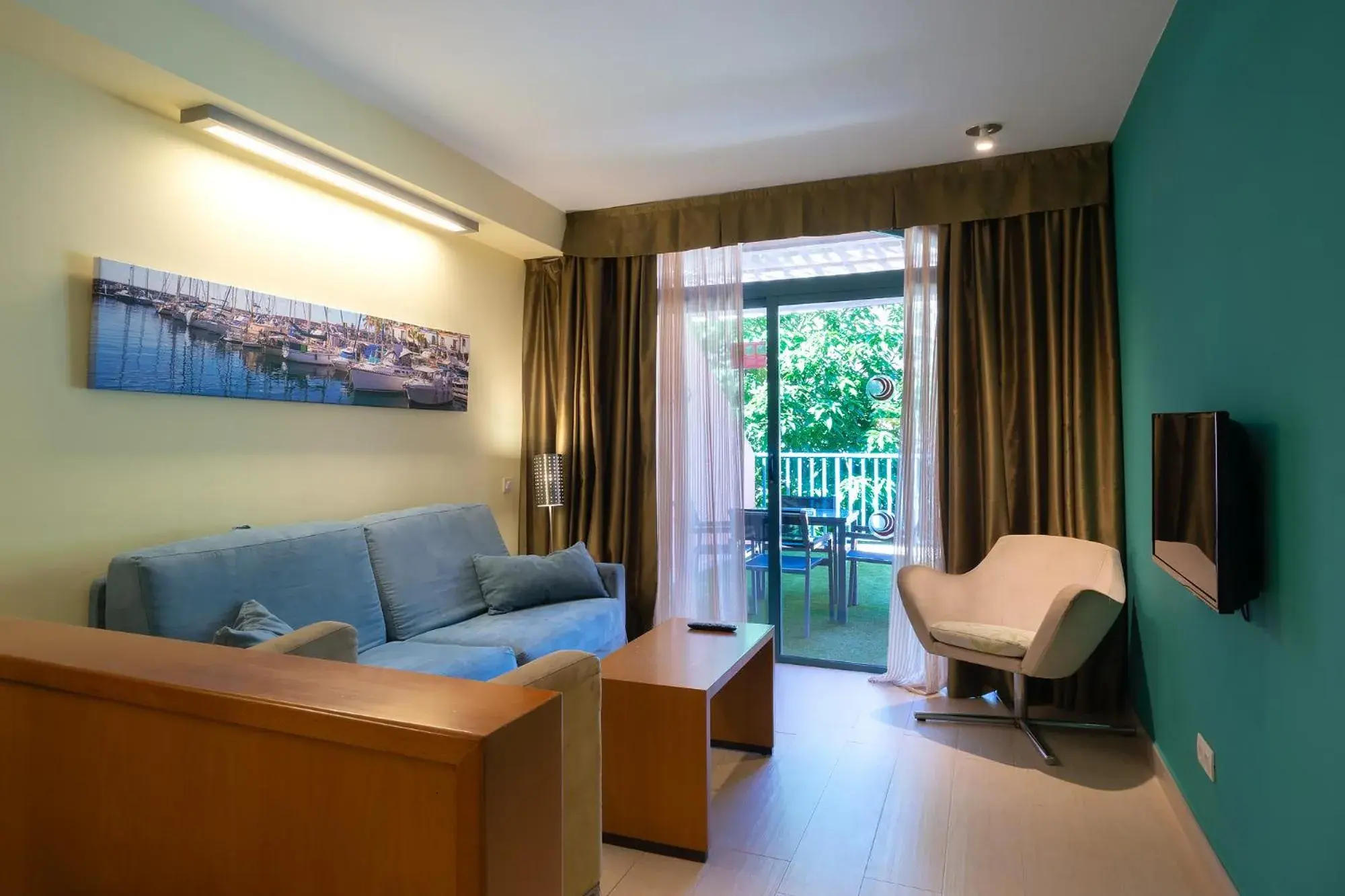 One-Bedroom Apartment Plus with Large Balcony in Apartamentos Cordial Mogán Valle One-Bedroom Apartment Plus with Large Balcony in Apartamentos Cordial Mogán Valle